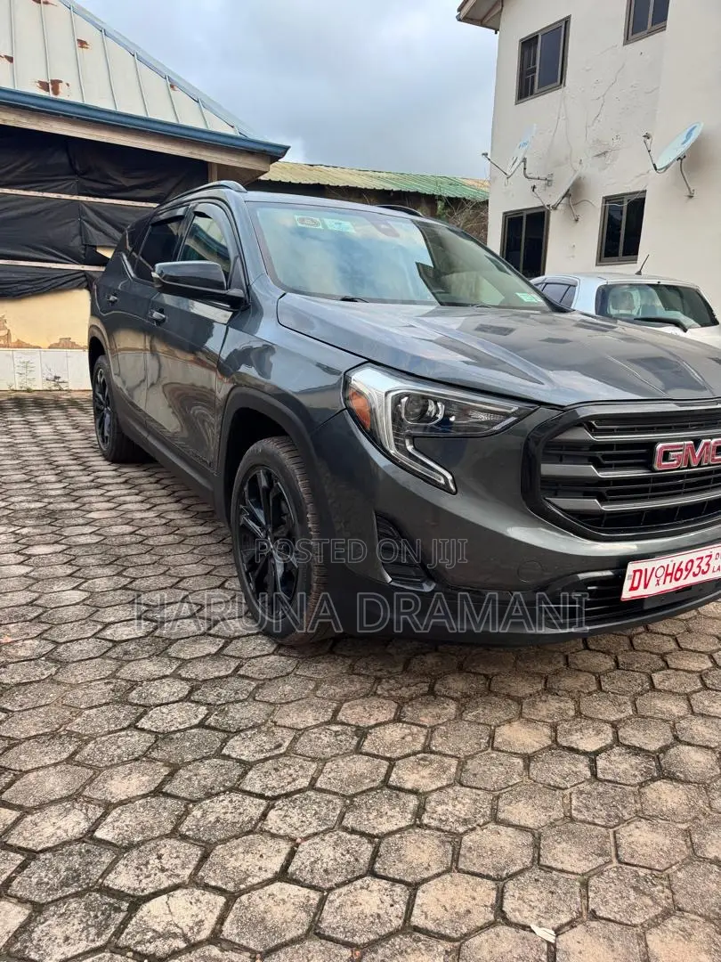GMC Terrain 2021 Gray