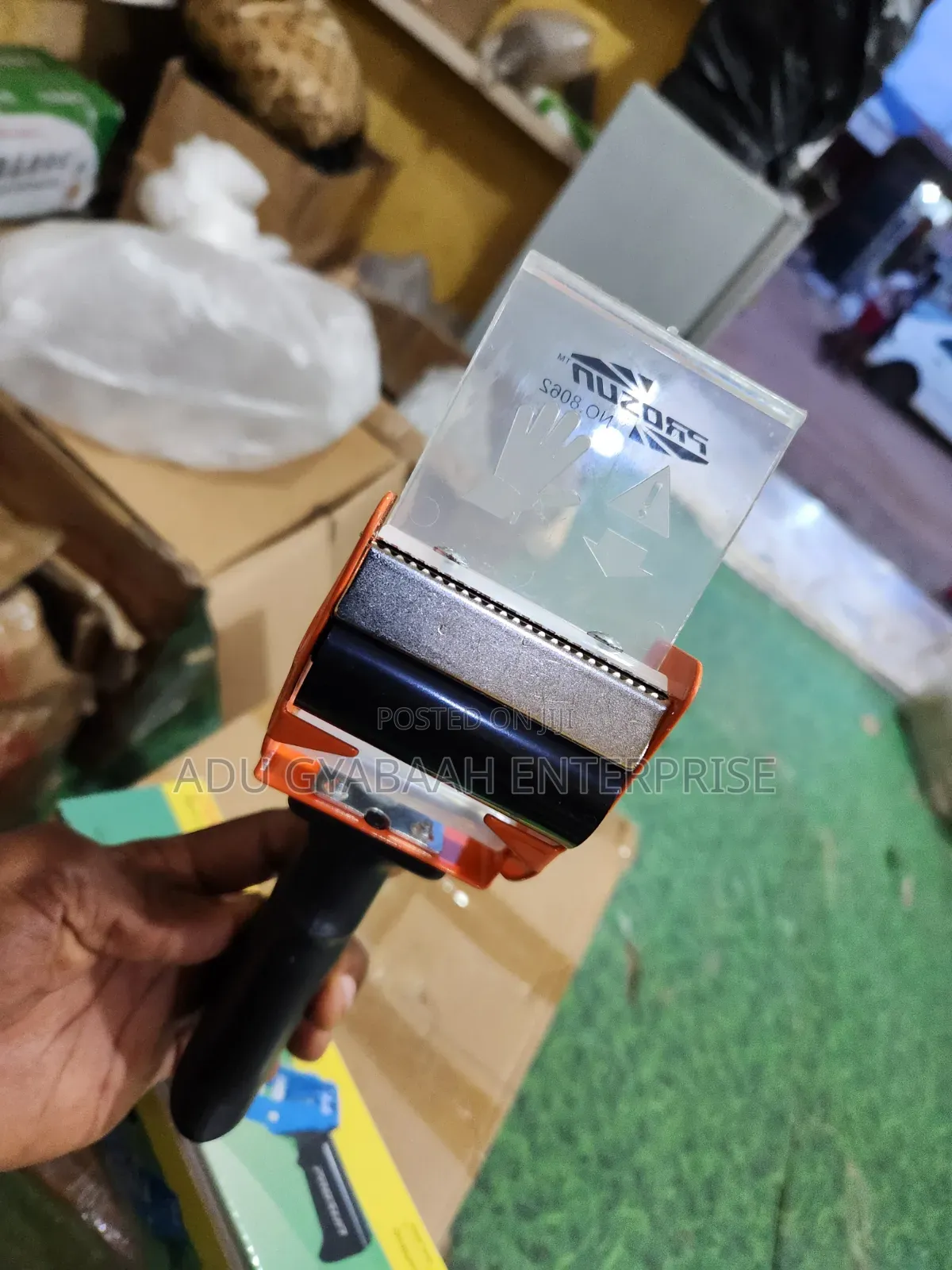 Heavy Duty Tape Dispenser