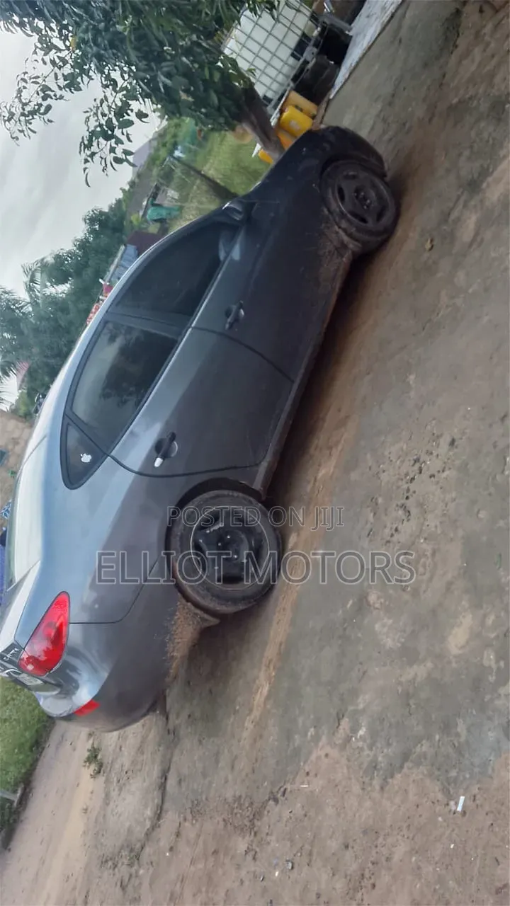 Hyundai Elantra 2009 Silver