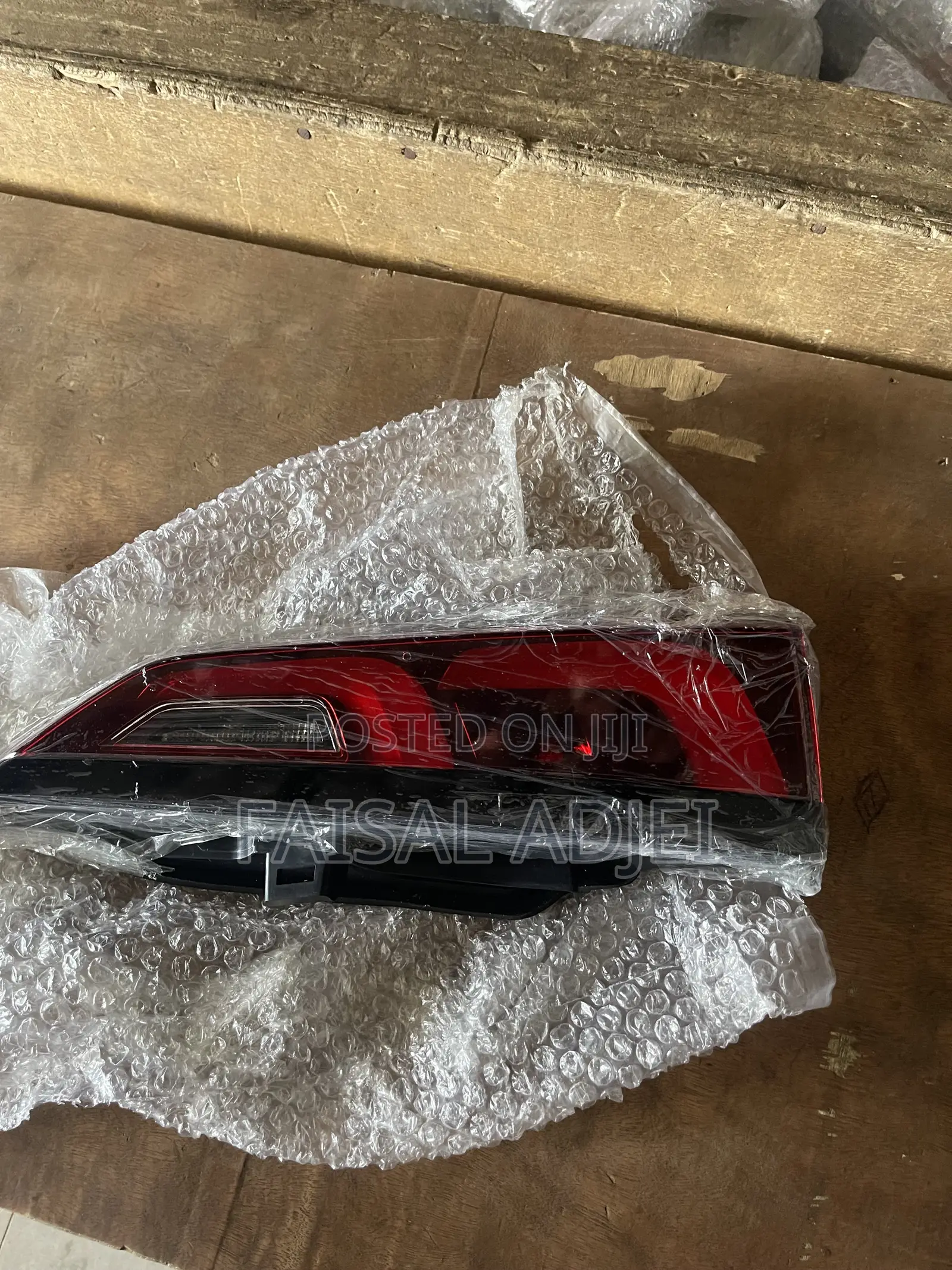 Cr-v 23 Boot Light