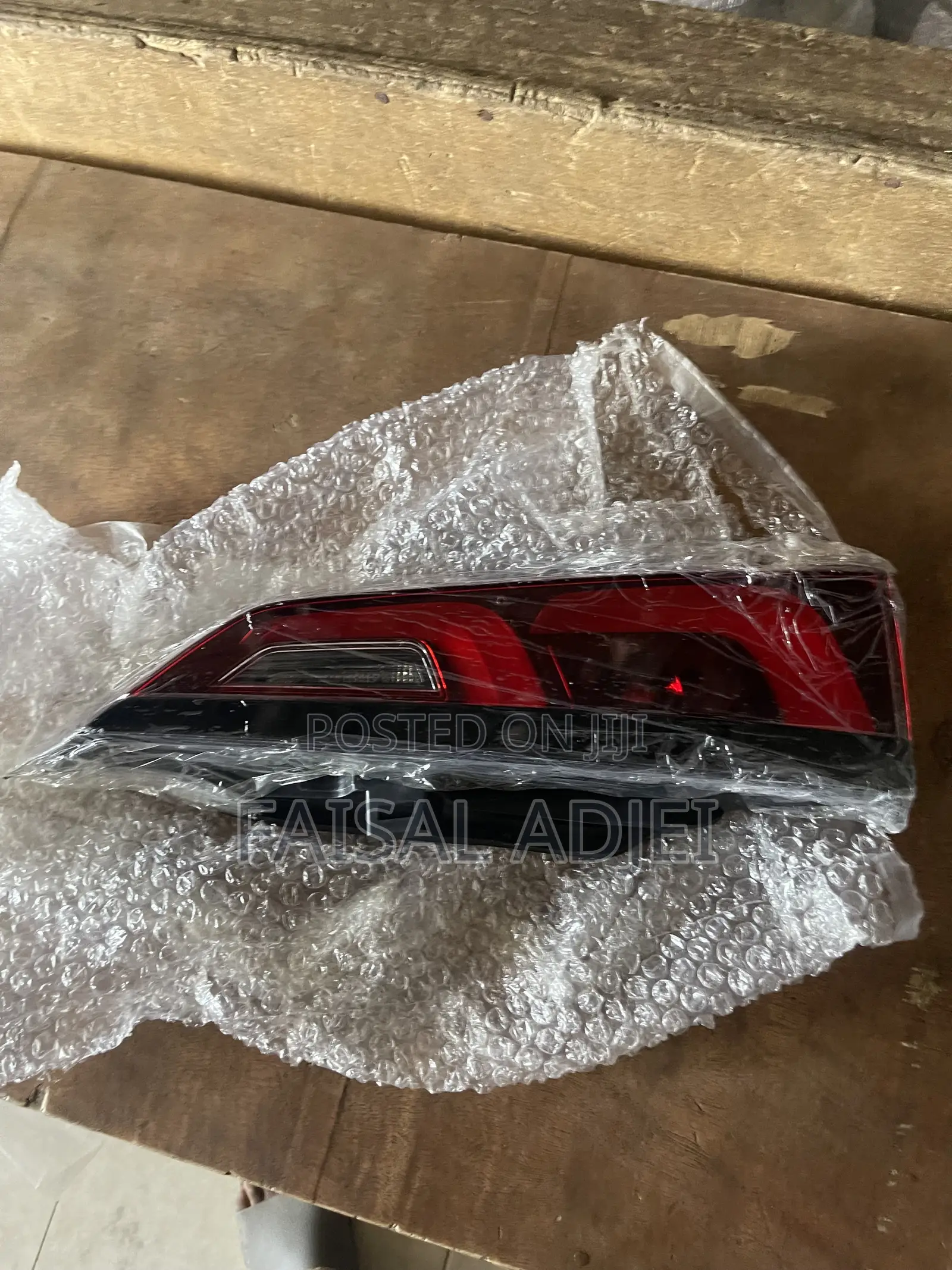 Cr-v 23 Boot Light