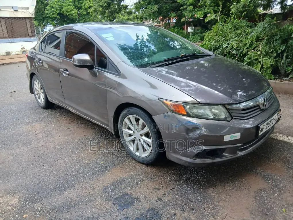 Honda Civic 2012 Silver