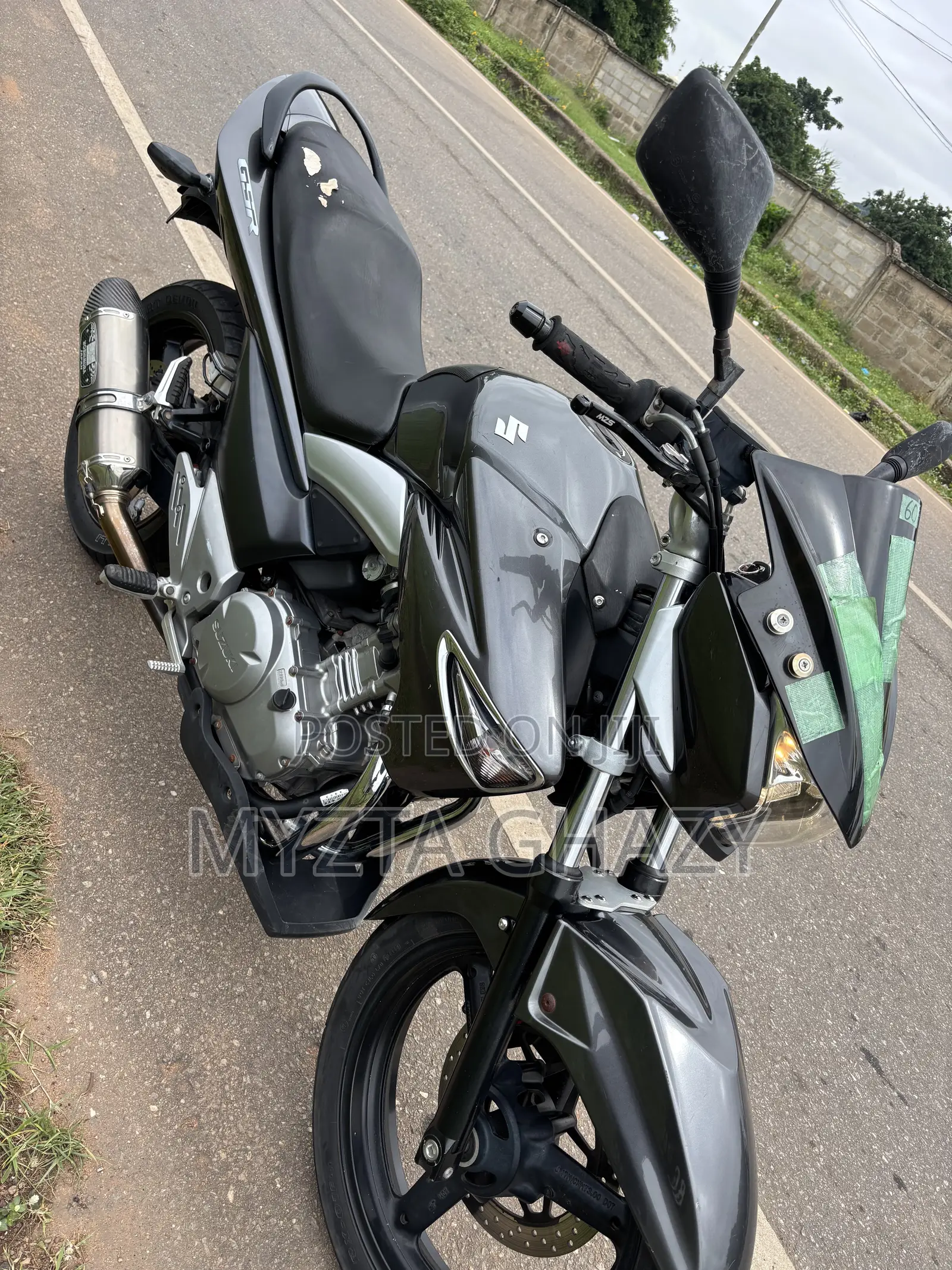 Suzuki GSR 2020 Black