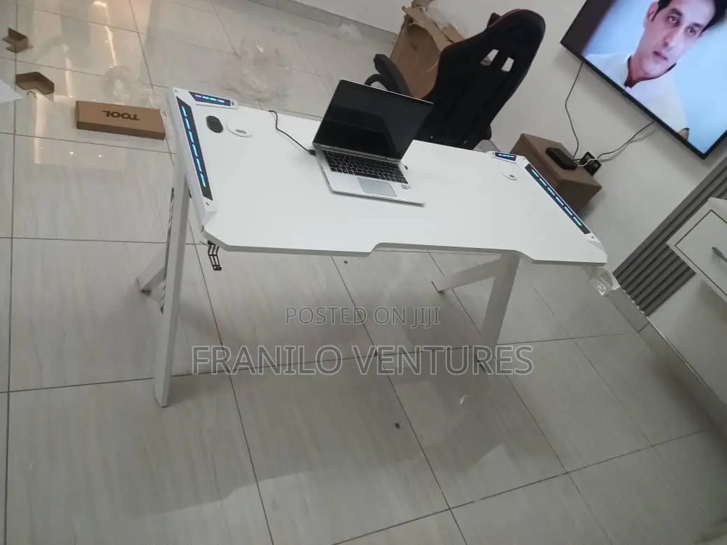 White X Leg Gaming Desk