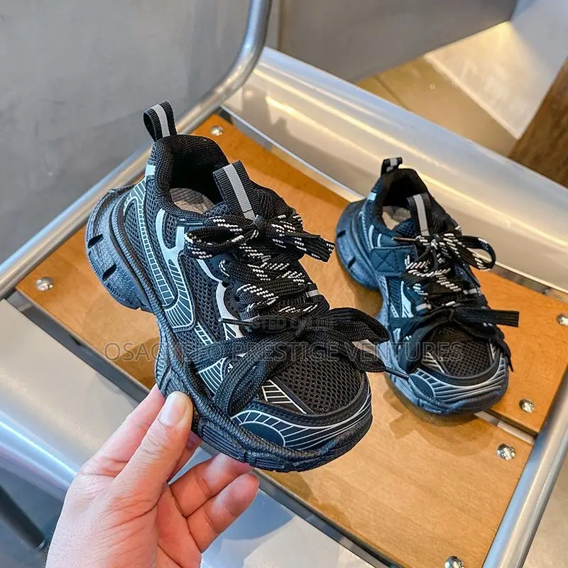 Kids Boys Girls Fashion Chunky Sneakers – Black