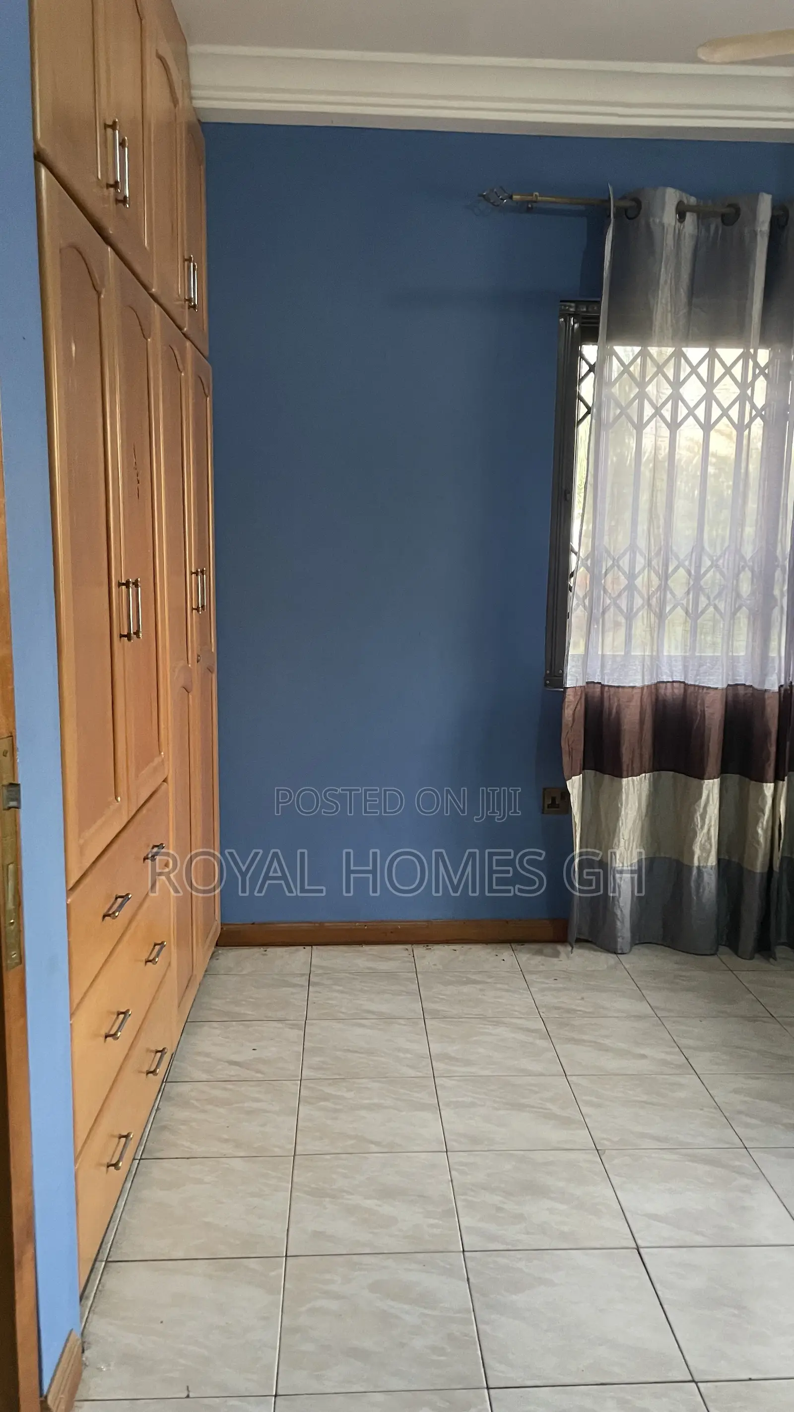 6bdrm Apartment in Royal Homes Gh, East Legon for rent