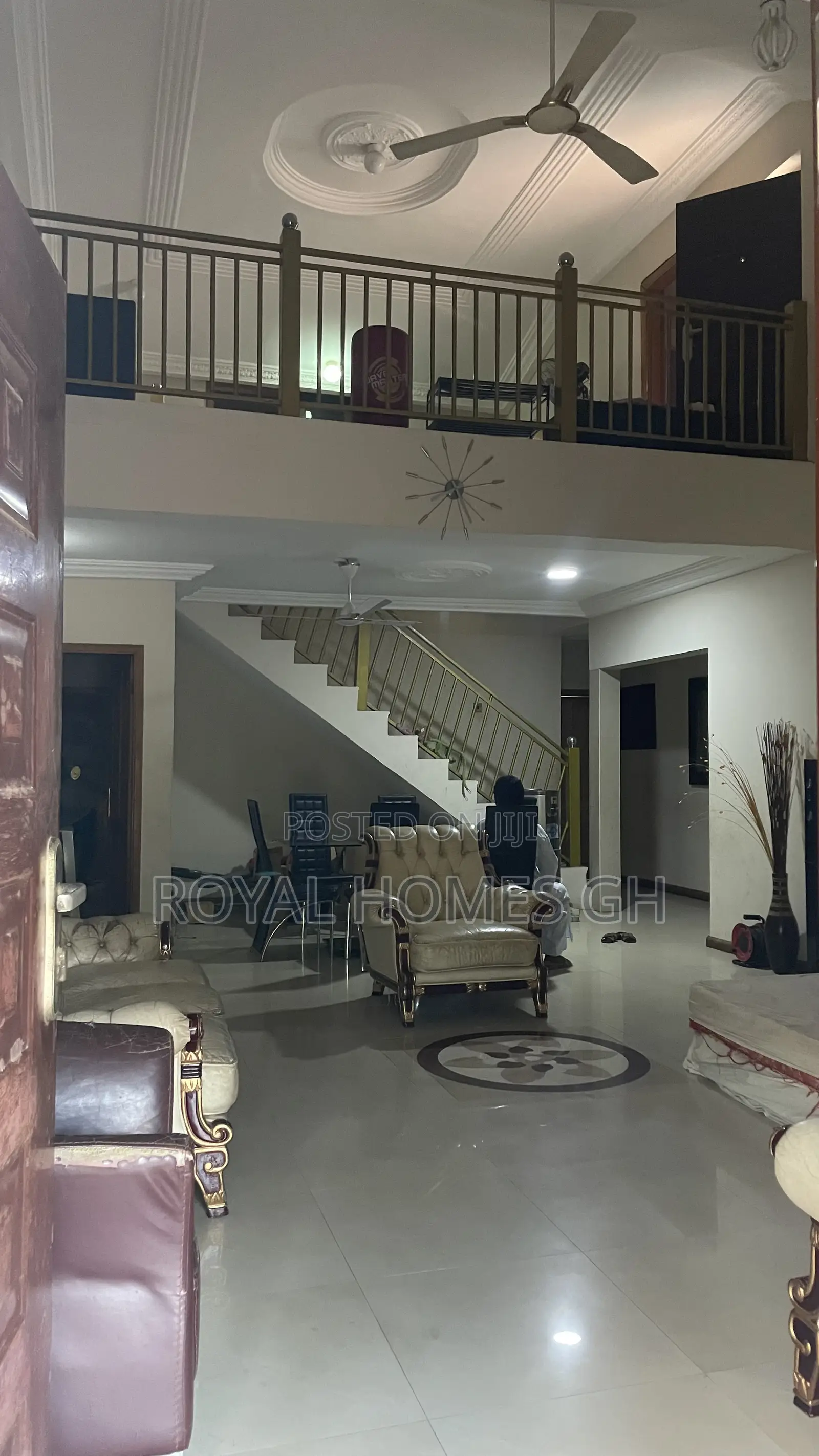 6bdrm Apartment in Royal Homes Gh, East Legon for rent
