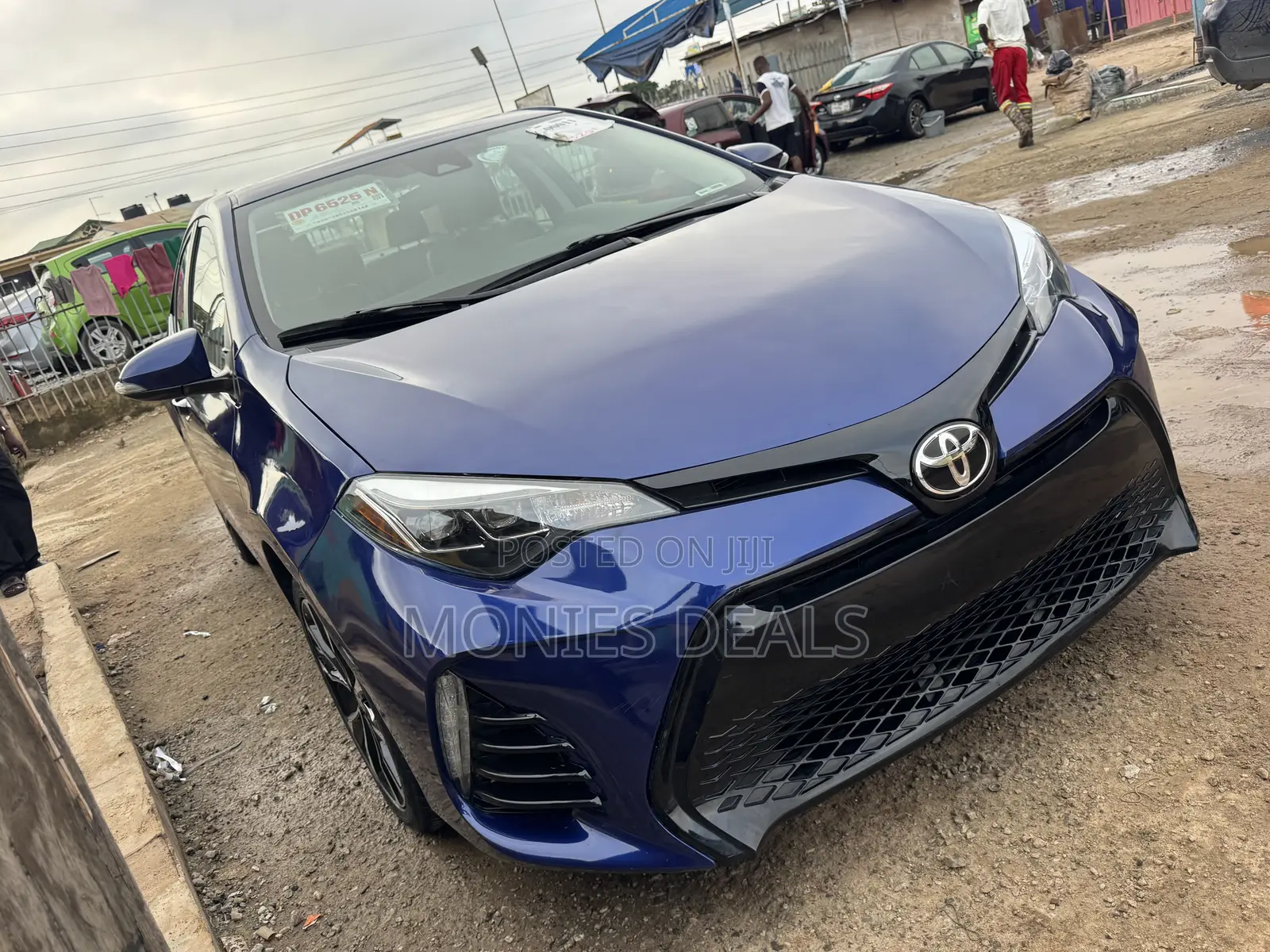 Toyota Corolla XSE 4dr Sedan (1.8L 4cyl CVT) 2017 Blue