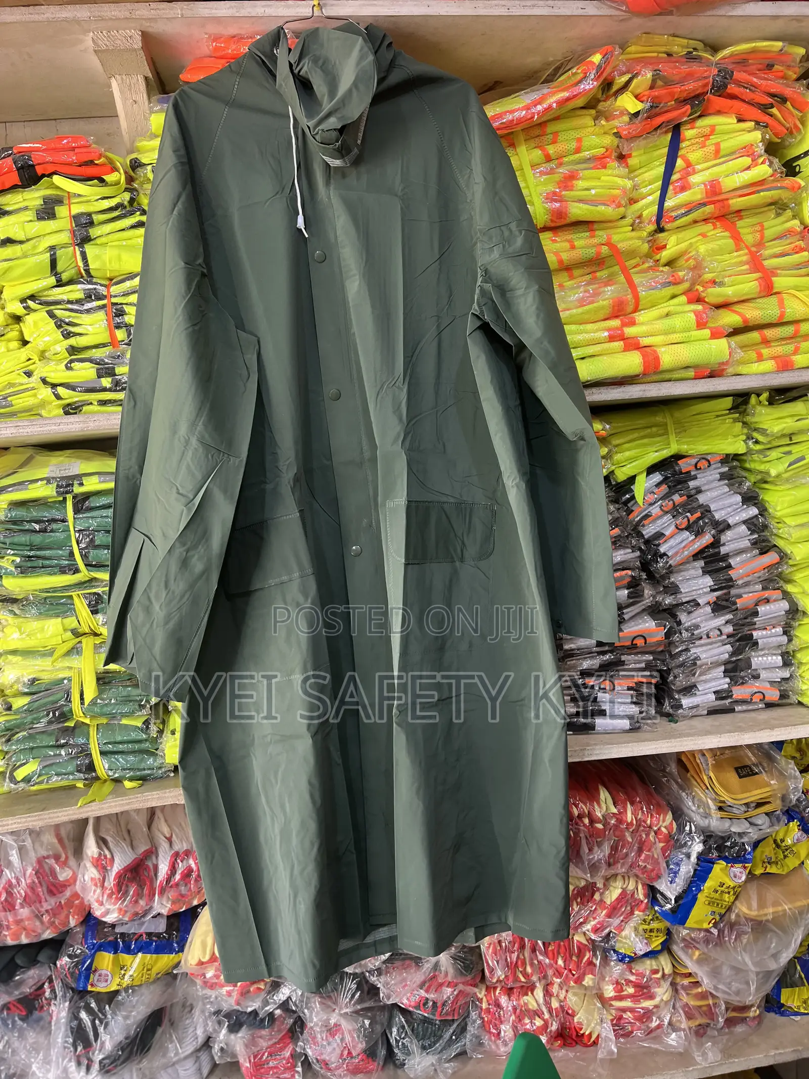 Rain Coat (Pvc)