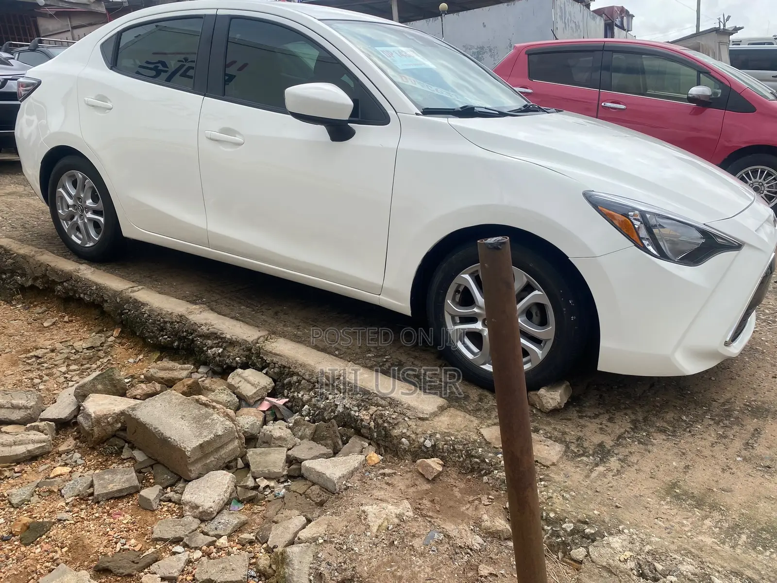 Toyota Yaris iA 1.5 FWD 2017 White