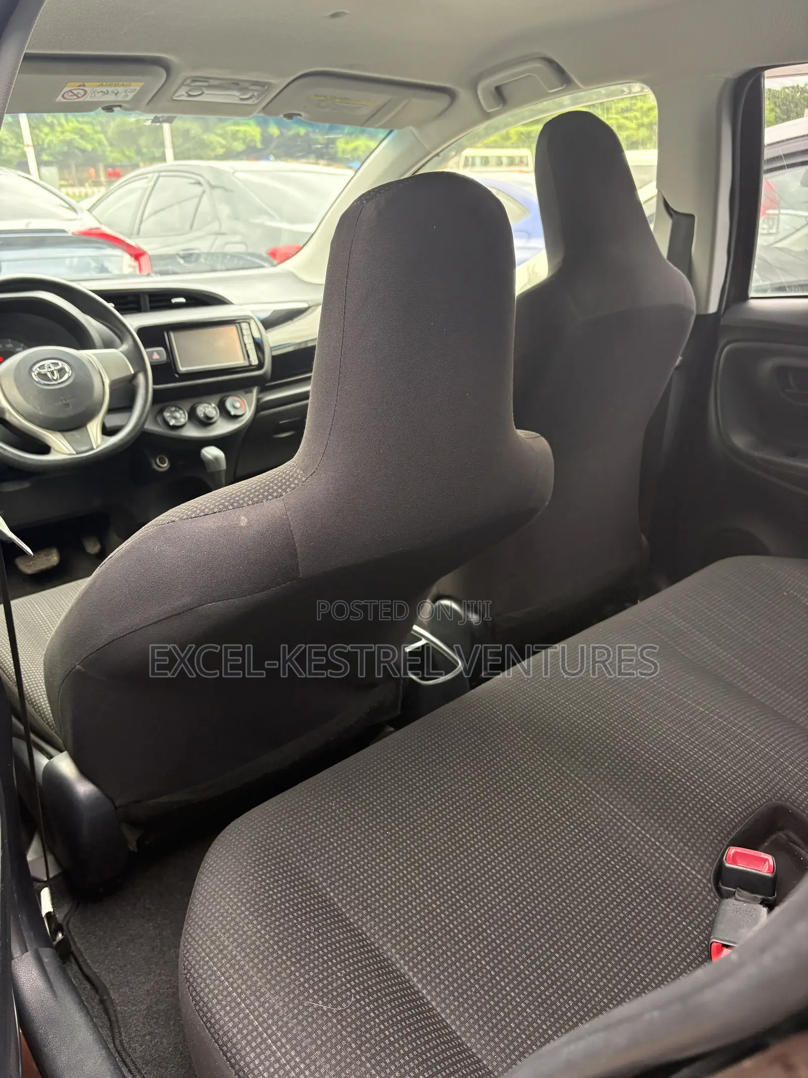 Toyota Vitz 1.3 FWD 5dr 2016 Brown