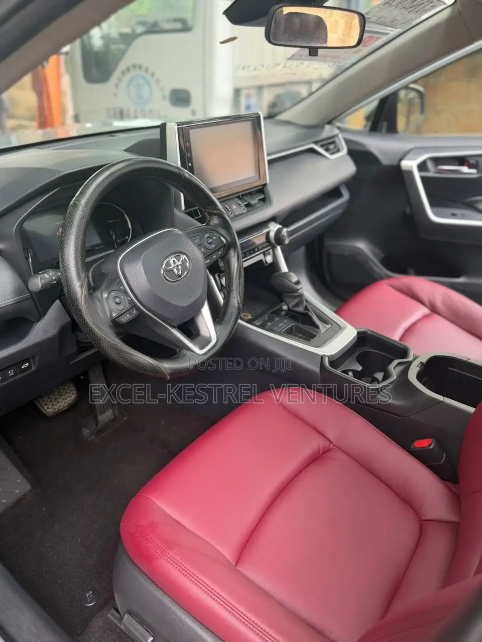 Toyota RAV4 Limited FWD 2019 Green