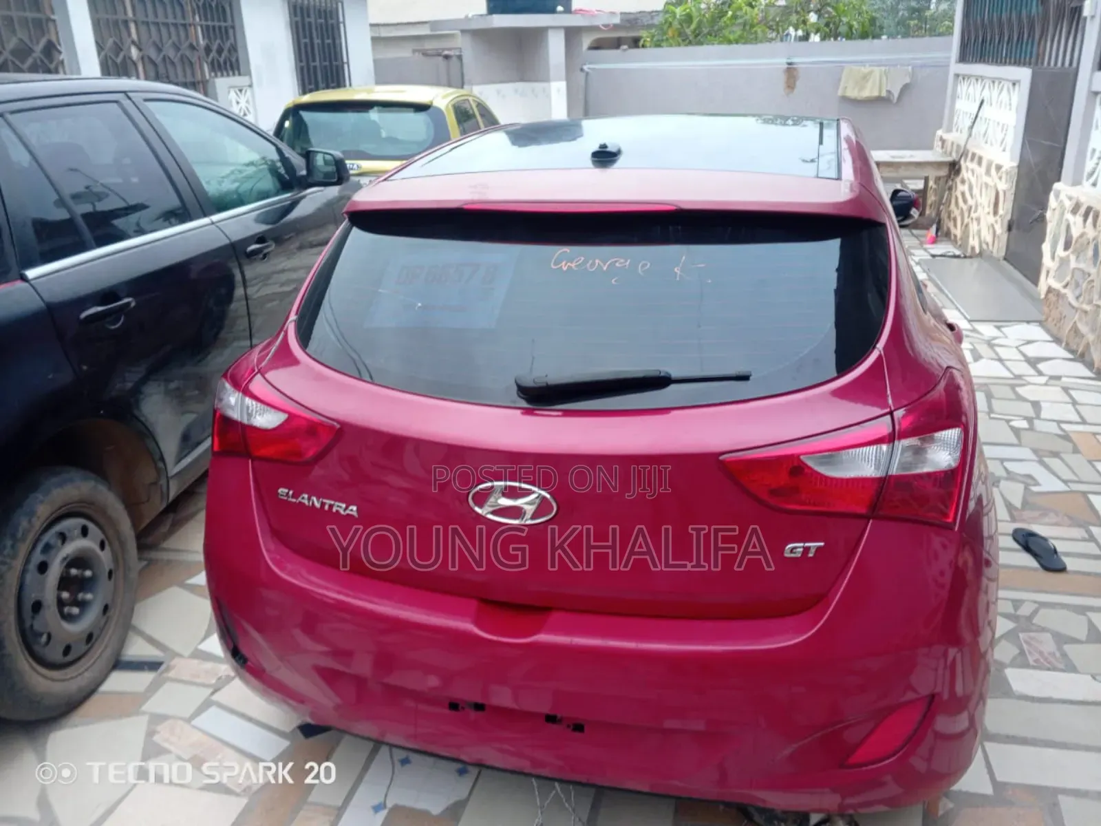 Hyundai Elantra 2016 Red