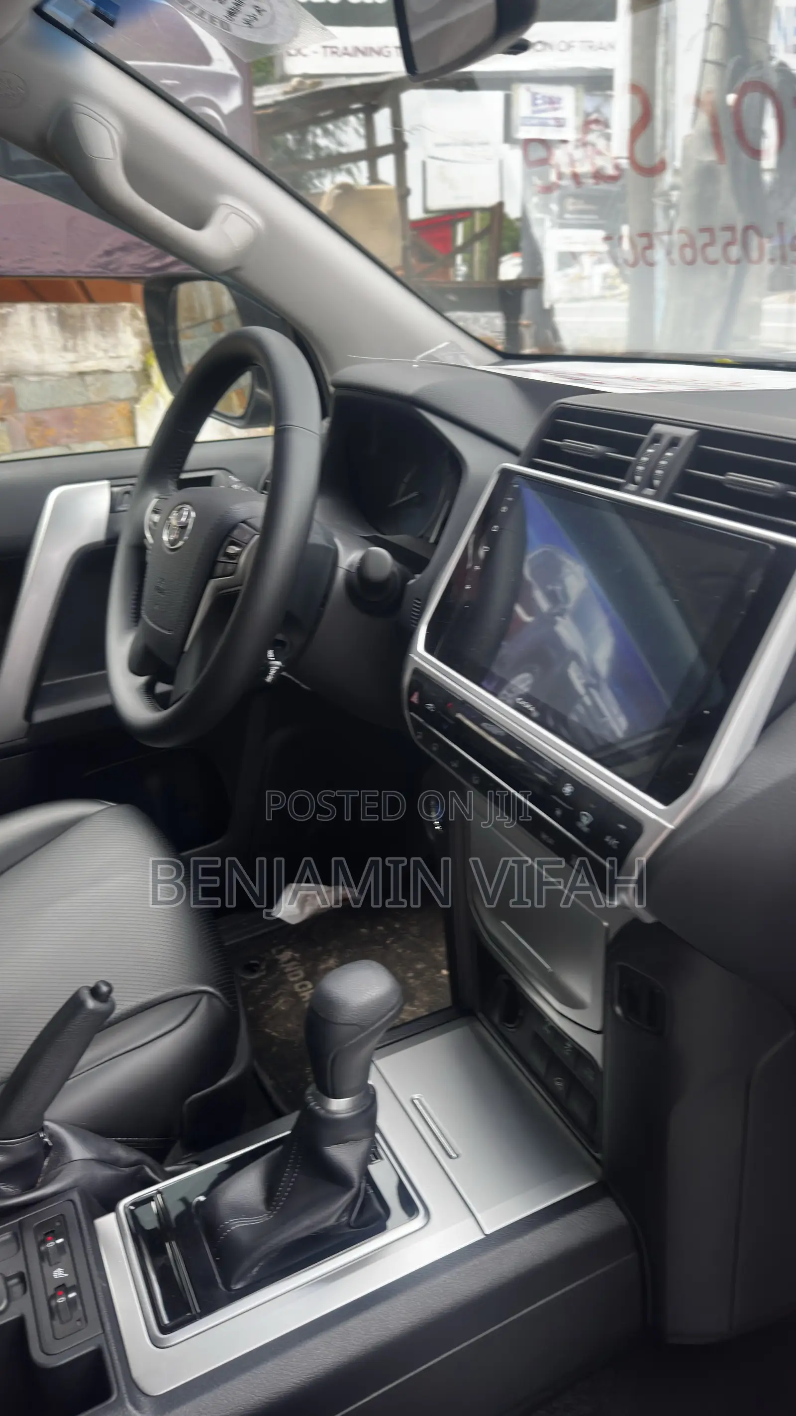 Toyota Land Cruiser Prado 2022 Gray
