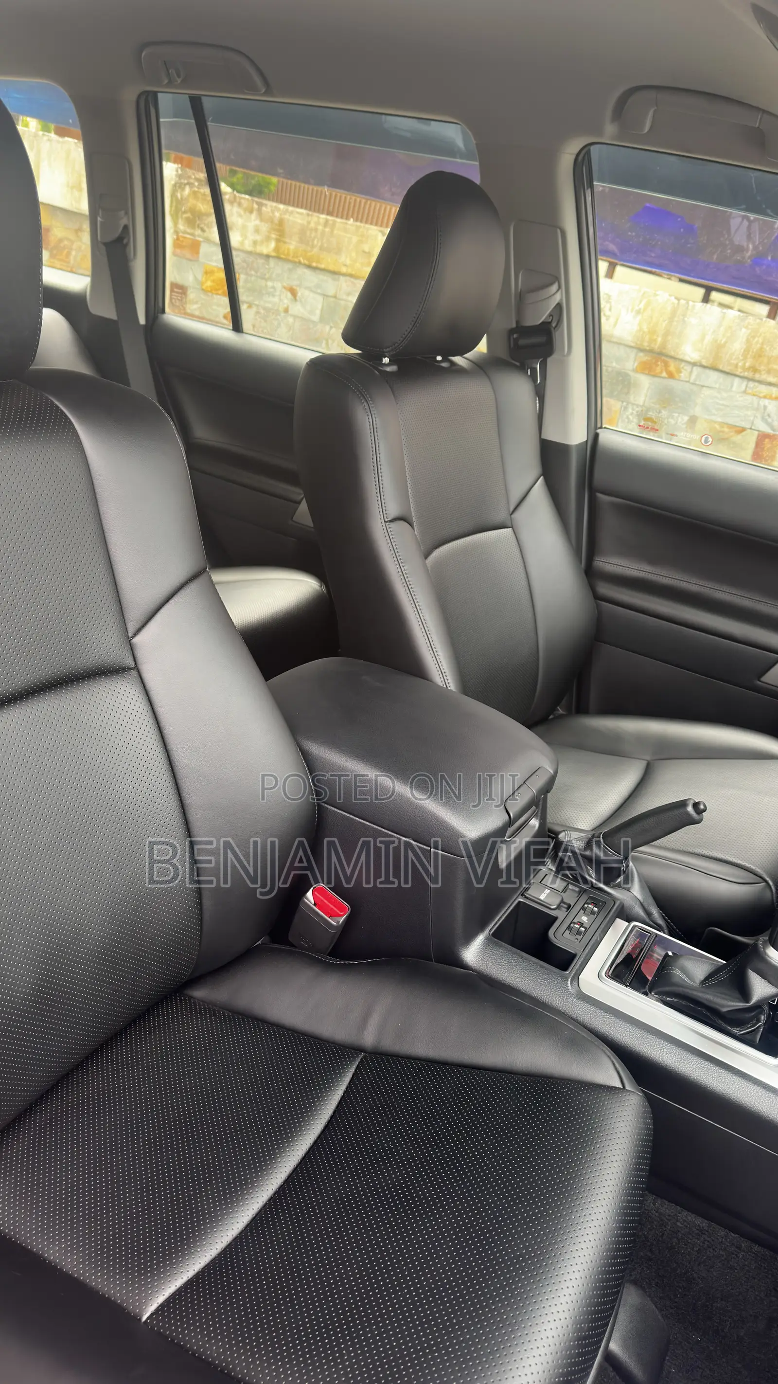 Toyota Land Cruiser Prado 2022 Gray