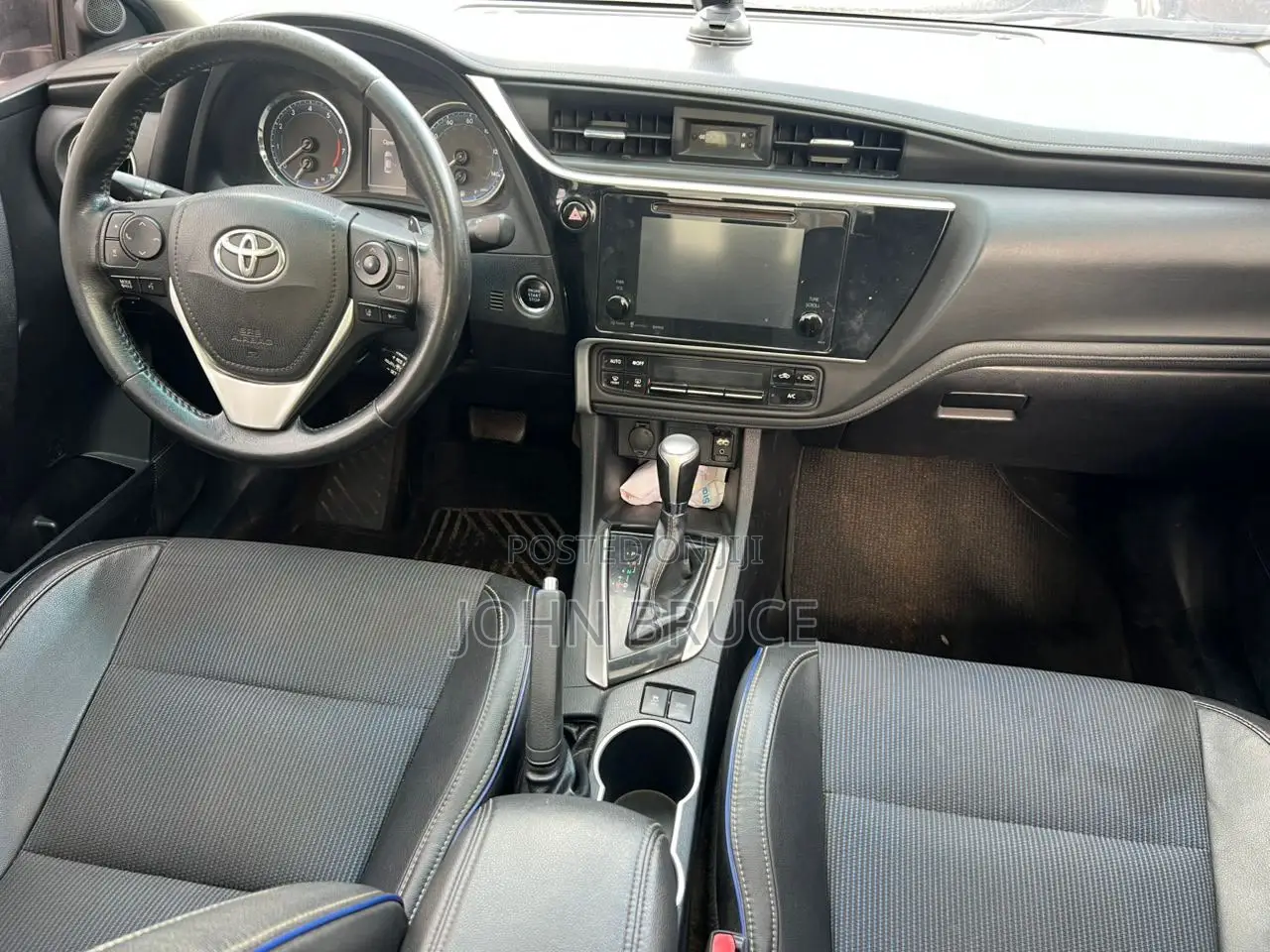 Toyota Corolla 2019 Blue