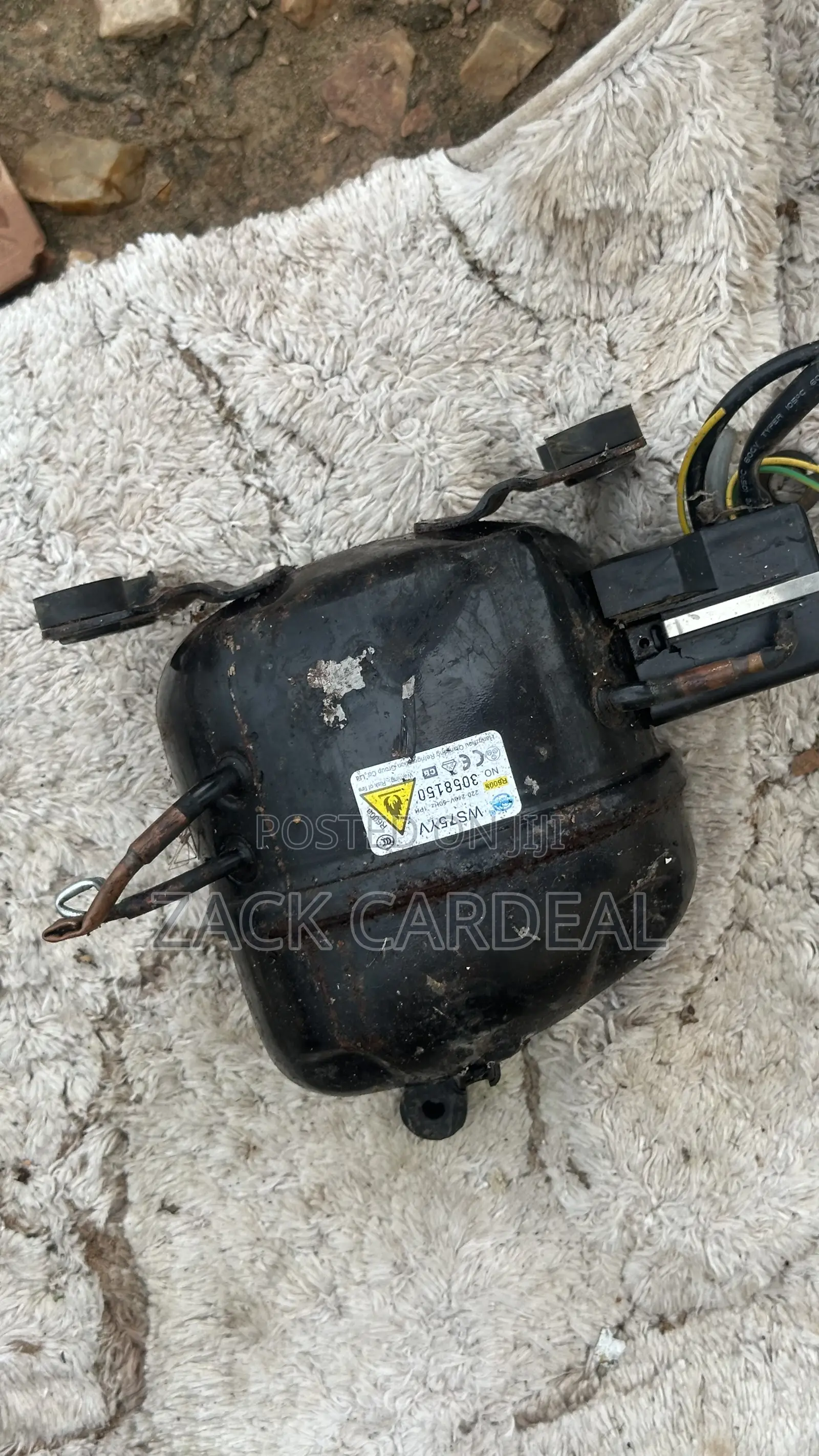 Uk Used [Insert Brand Model] Refrigerator Compressor - R600a/R290 :