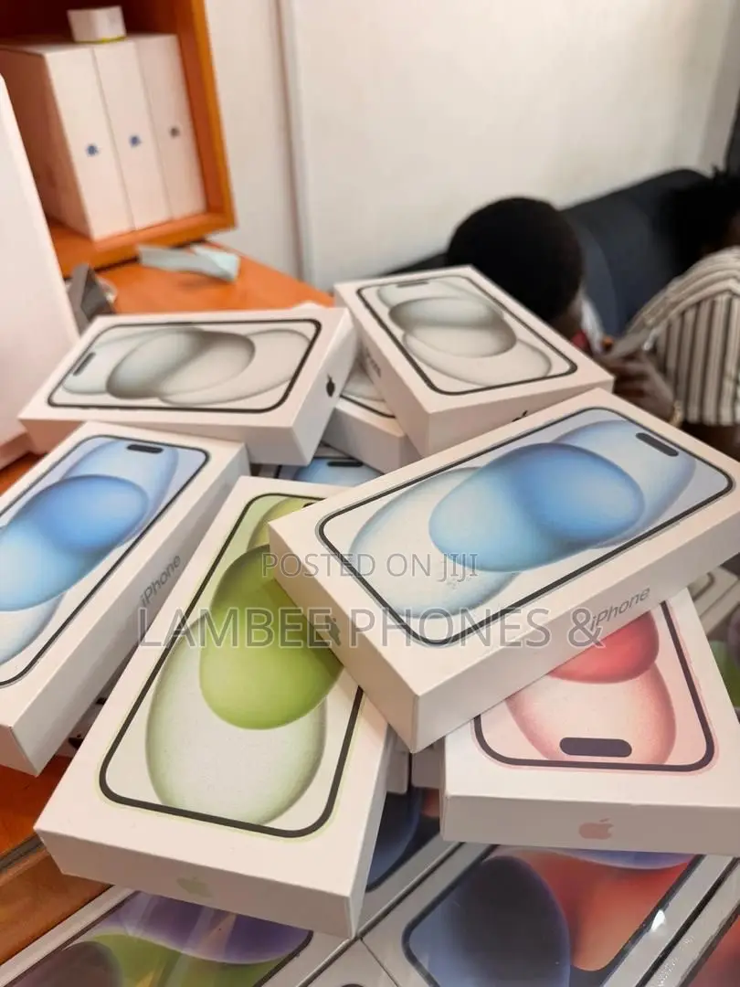 New Apple iPhone 15 128 GB