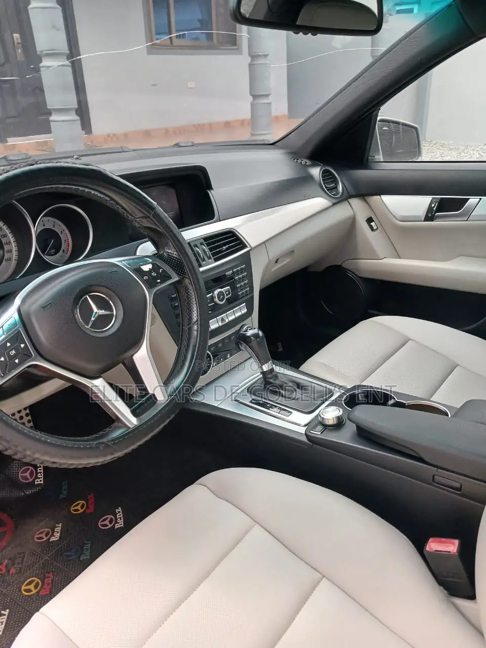 Mercedes-Benz C250 2014 Silver