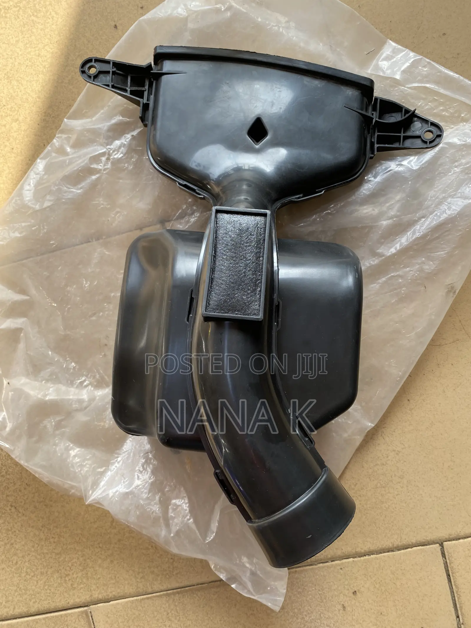 Camry 2012,2013,2014,2015,2016,2017 Air Intake or Outlet