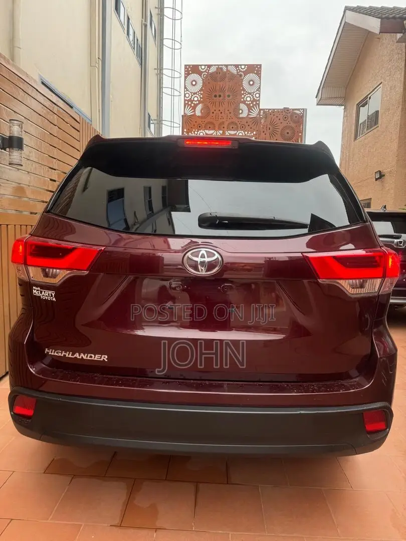 Toyota Highlander LE 2019