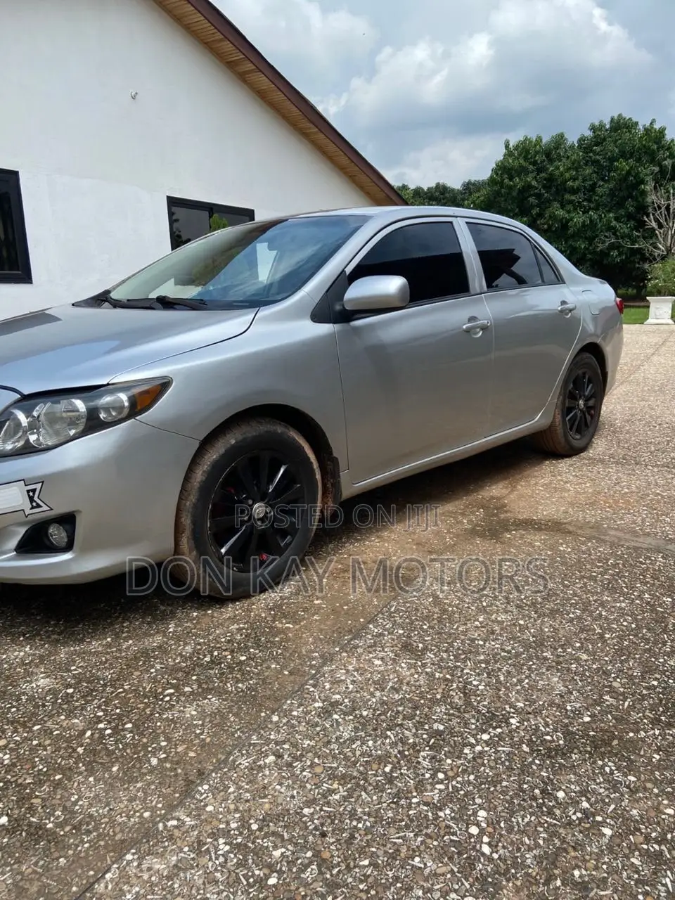 Toyota Corolla LE 4dr Sedan (1.8L 4cyl 4A) 2010 Silver