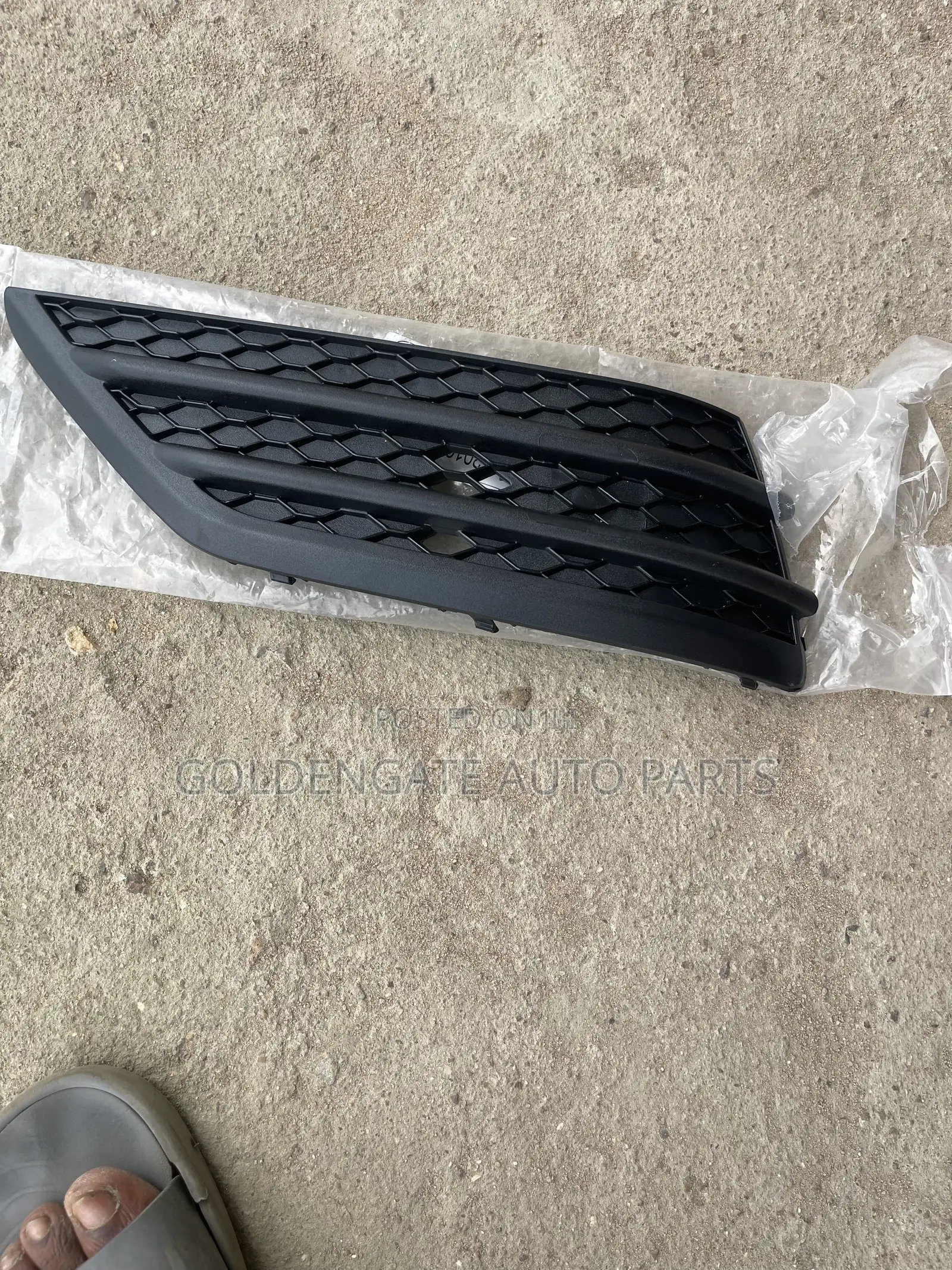 Pilot 2016 Fog Light Cover