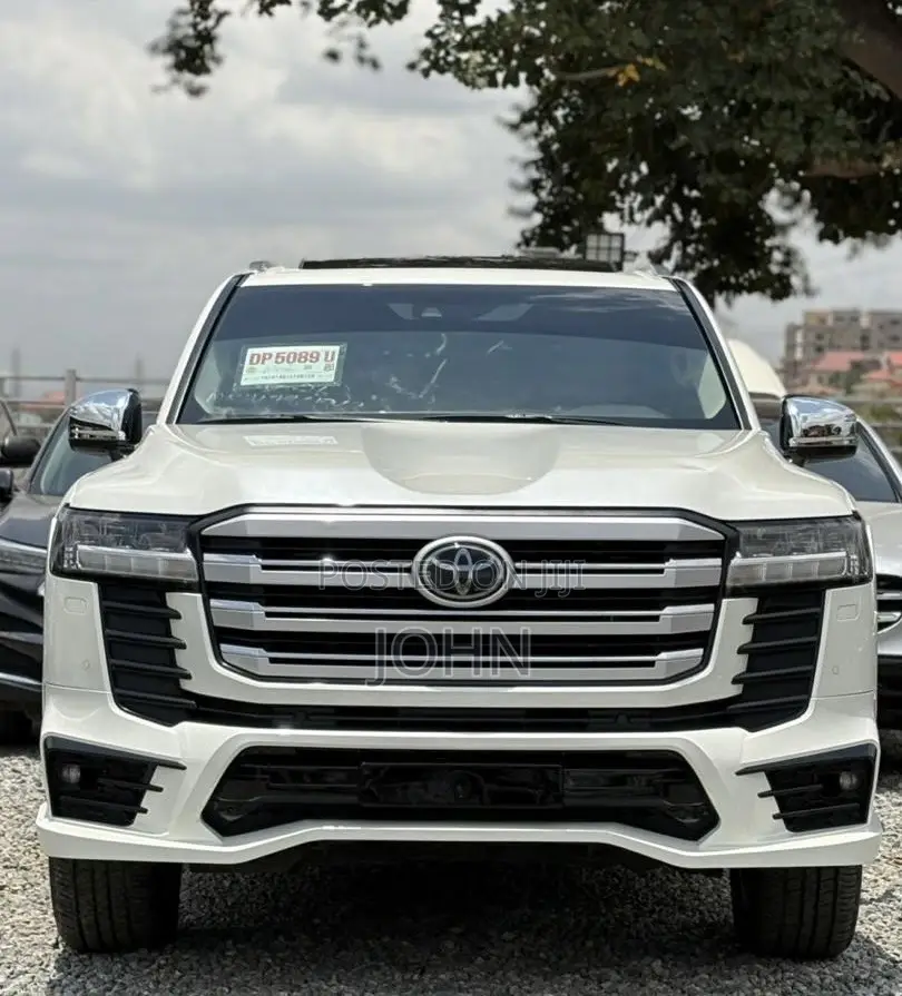 Toyota Land Cruiser 79 Series 2024 White