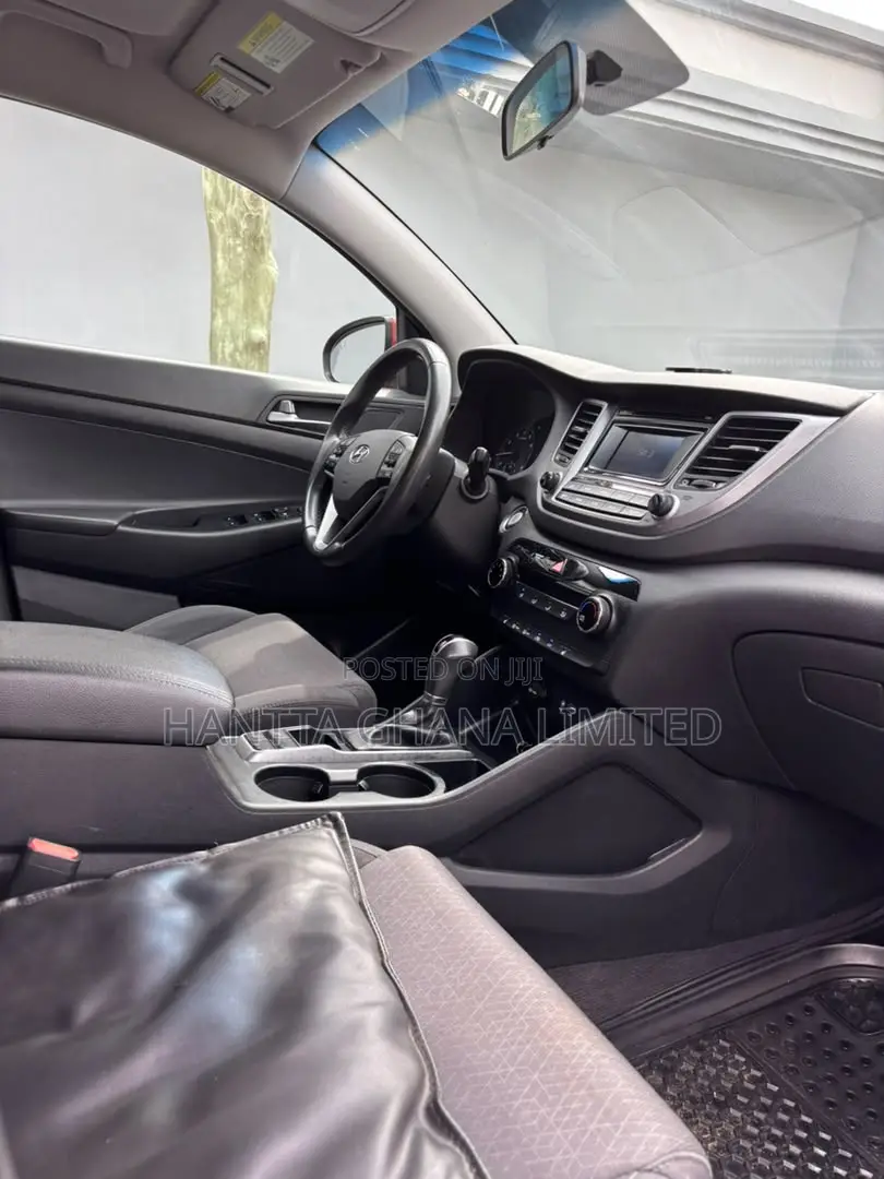 Hyundai Tucson Sport AWD 2017 Orange