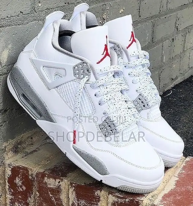 Air Jordan 4 White