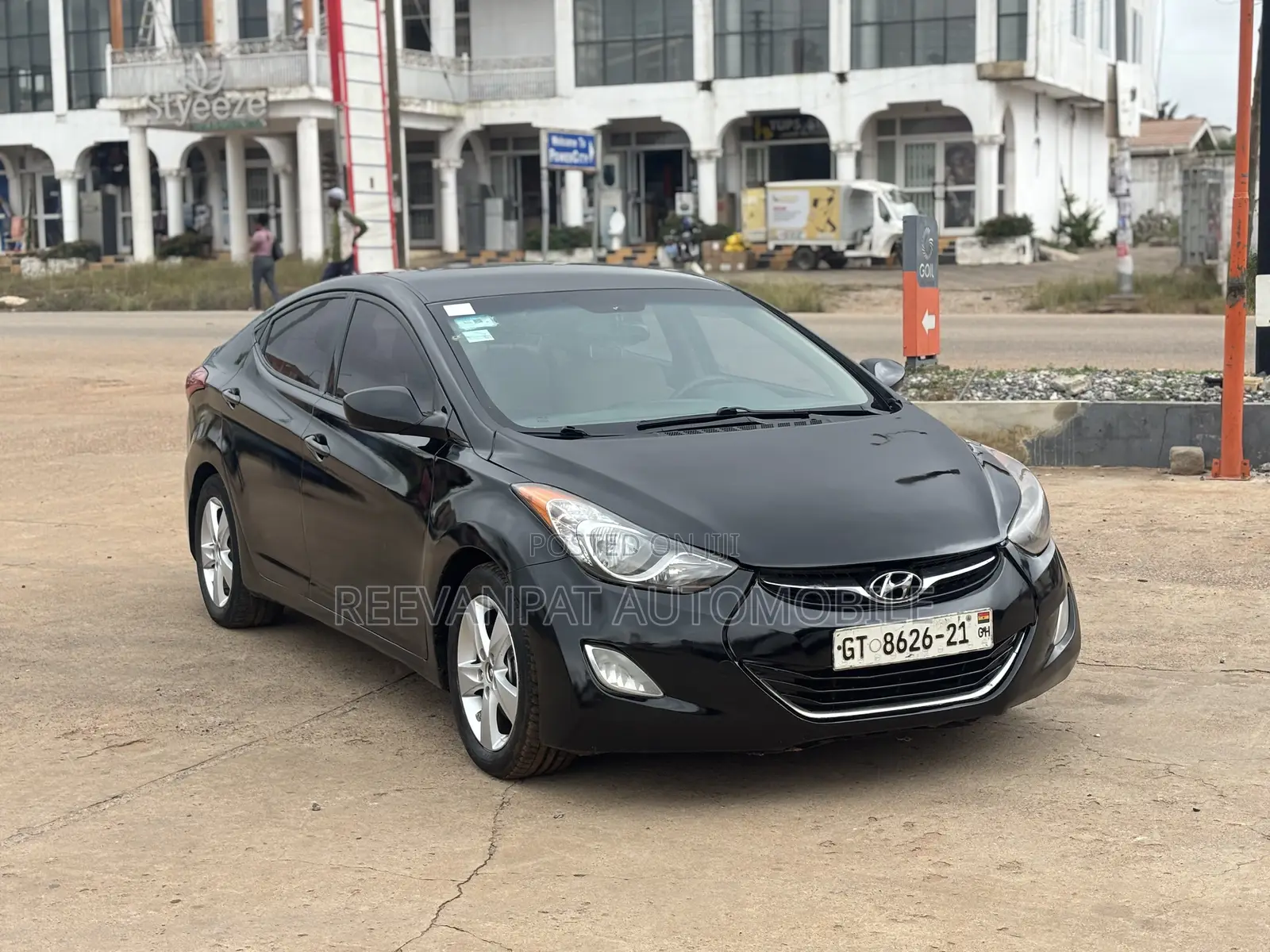 Hyundai Elantra 2013 Black