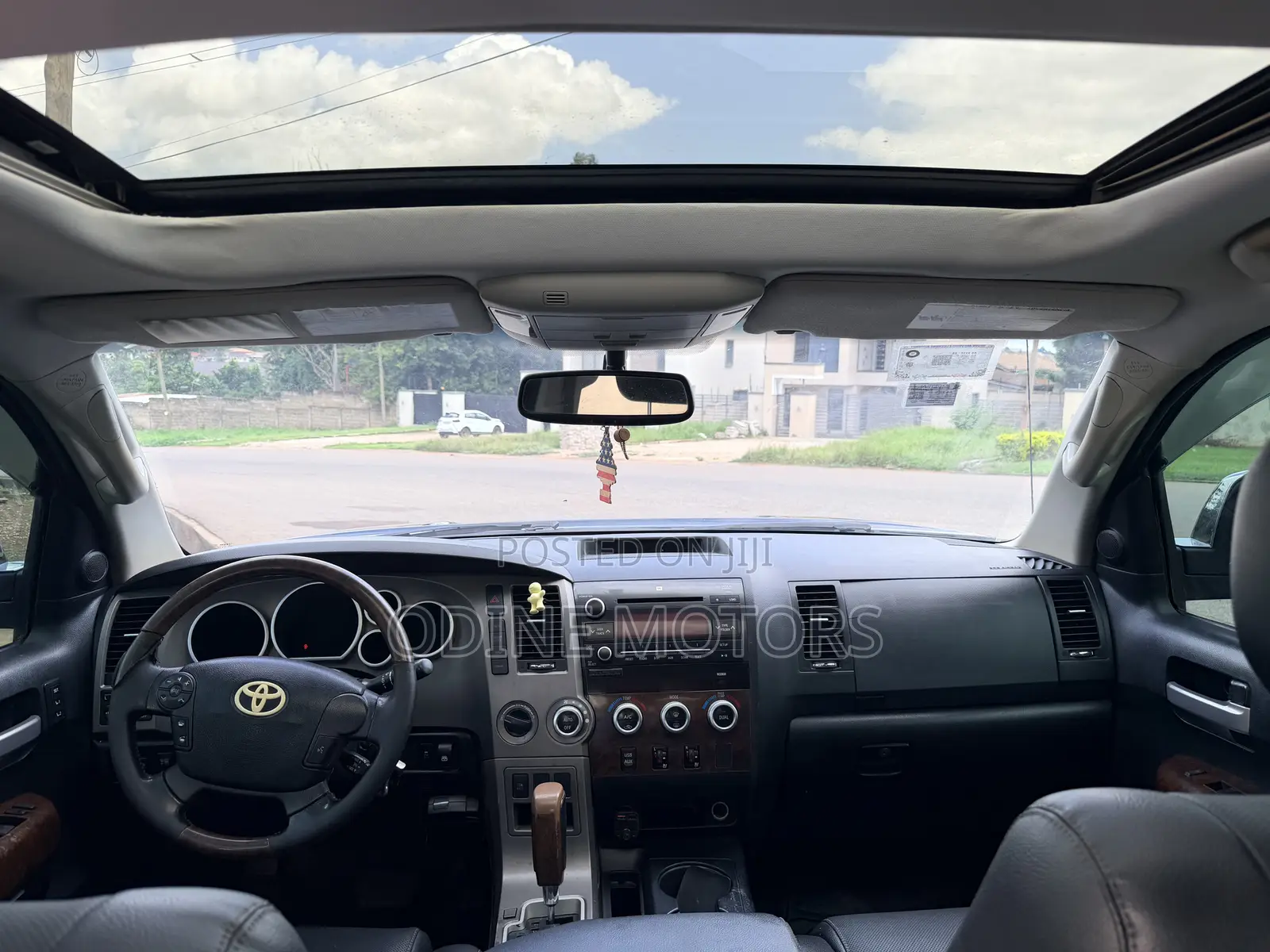 Toyota Tundra 2013 Black