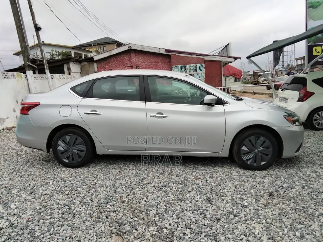 Nissan Sentra SV 2016 Silver