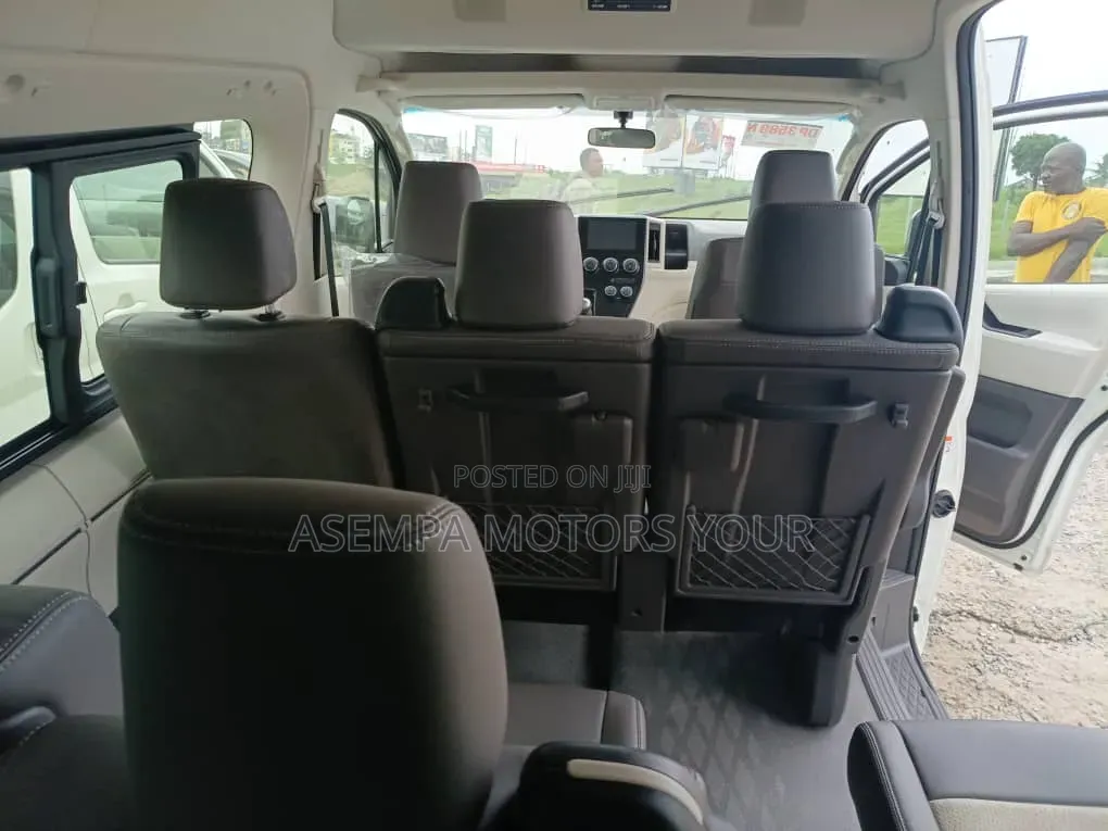Toyota HiAce 2025 White