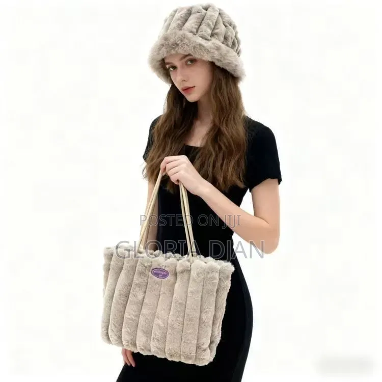 Fluffy Tote Bat + Hat