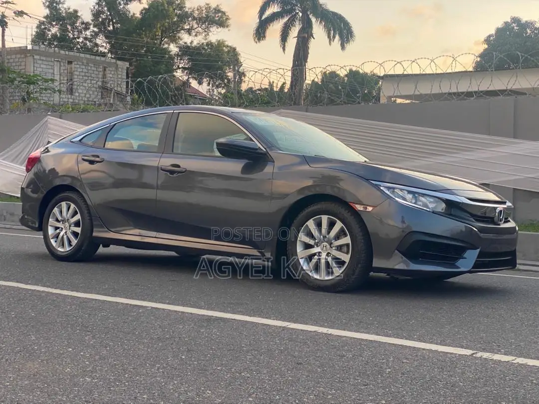 Honda Civic LX 2dr Coupe (2.0L 4cyl) 2016 Gray