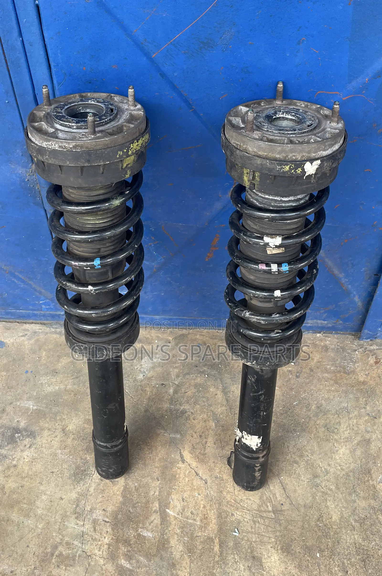 Range Rover Velar Front Shocks Absorbers