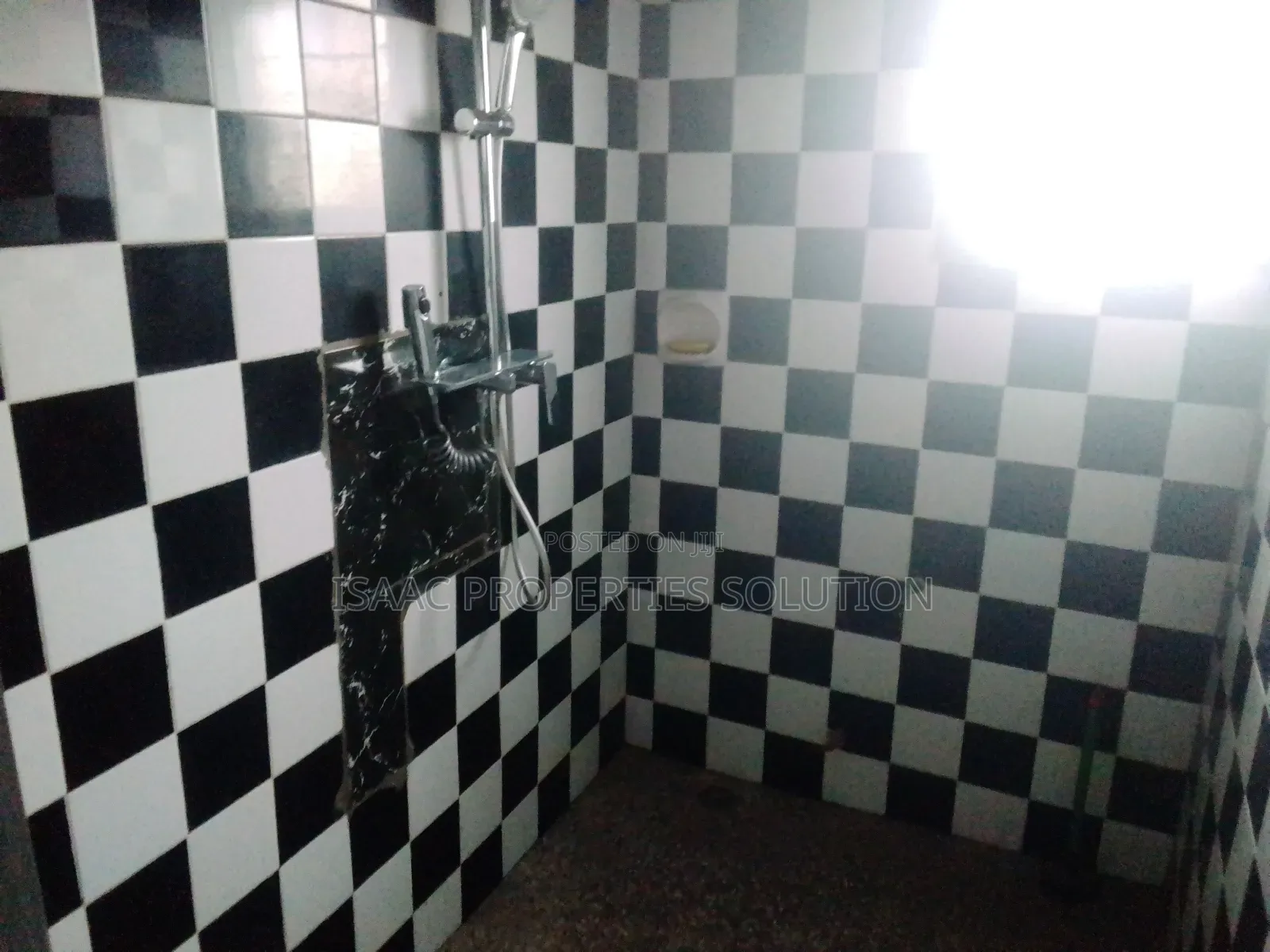 4bdrm Bungalow in Isaac Properties, Shama Ahanta East Metropolitan