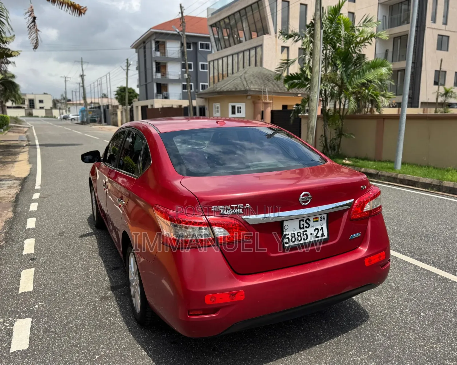 Nissan Sentra SV 4dr Sedan (1.8L 4cyl CVT) 2015 Red
