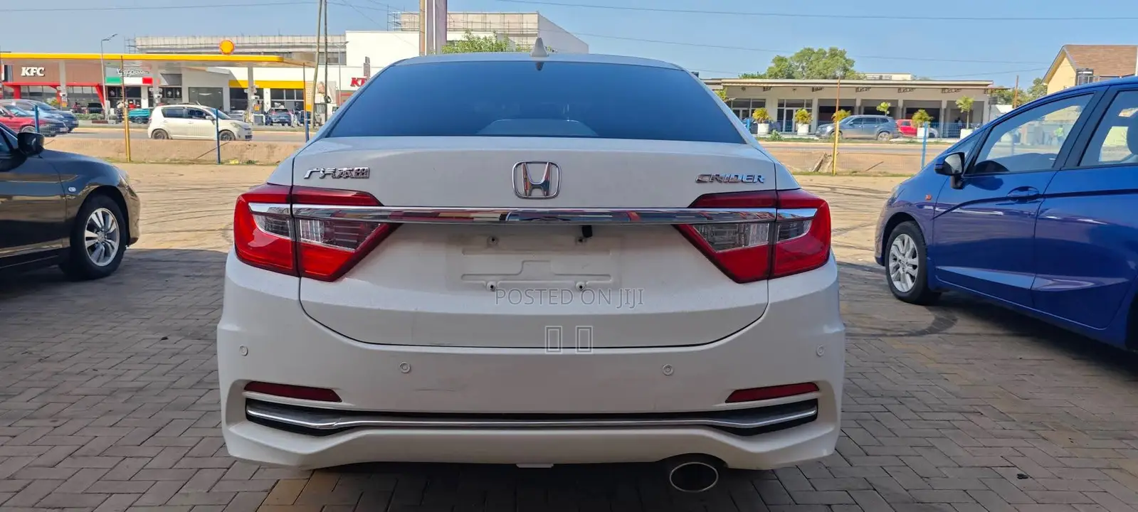 Honda Crider 2018 White
