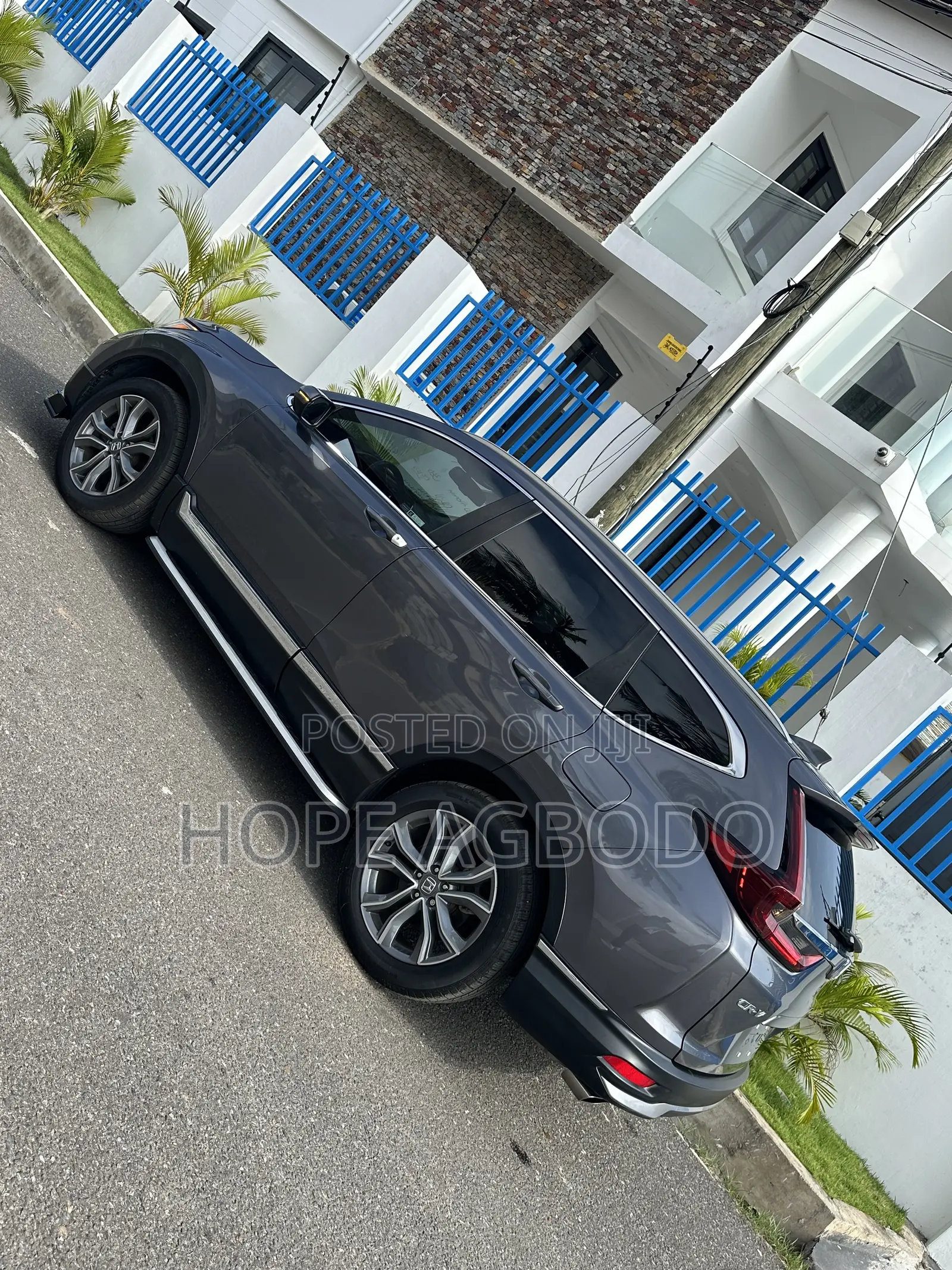 Honda CR-V Touring AWD 2020 Gray