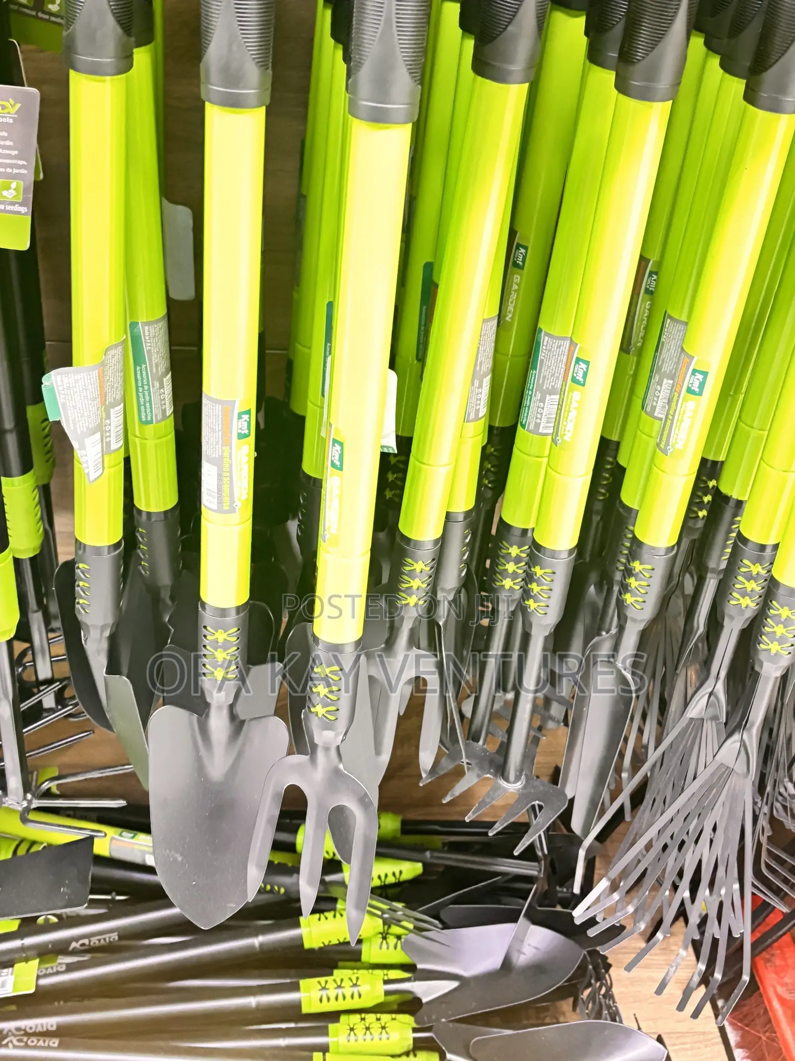 Adjustable Garden Tools Shovel and Rack