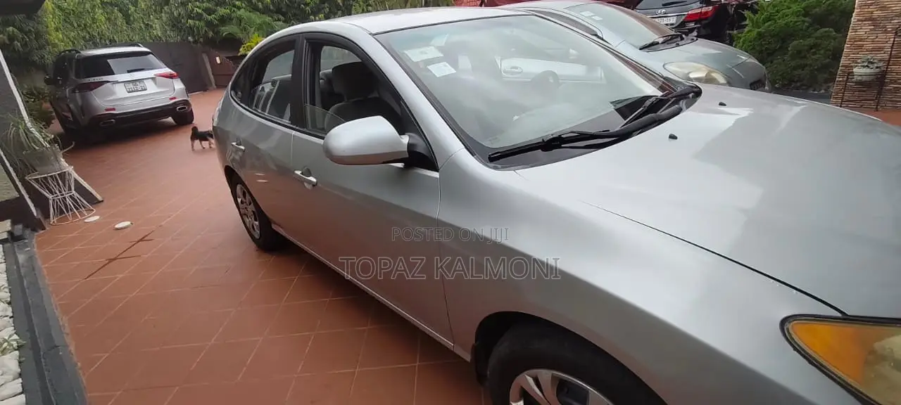 Hyundai Elantra 2009 Silver