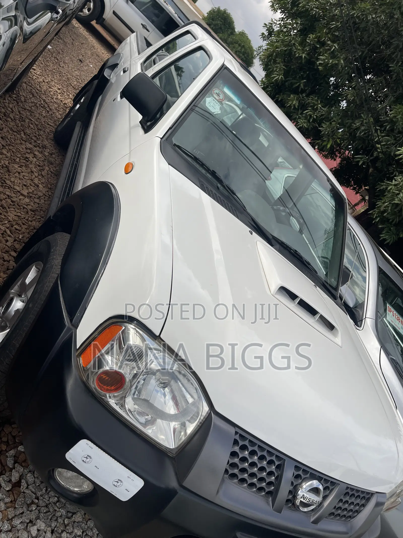 Nissan Hardbody 2019 White
