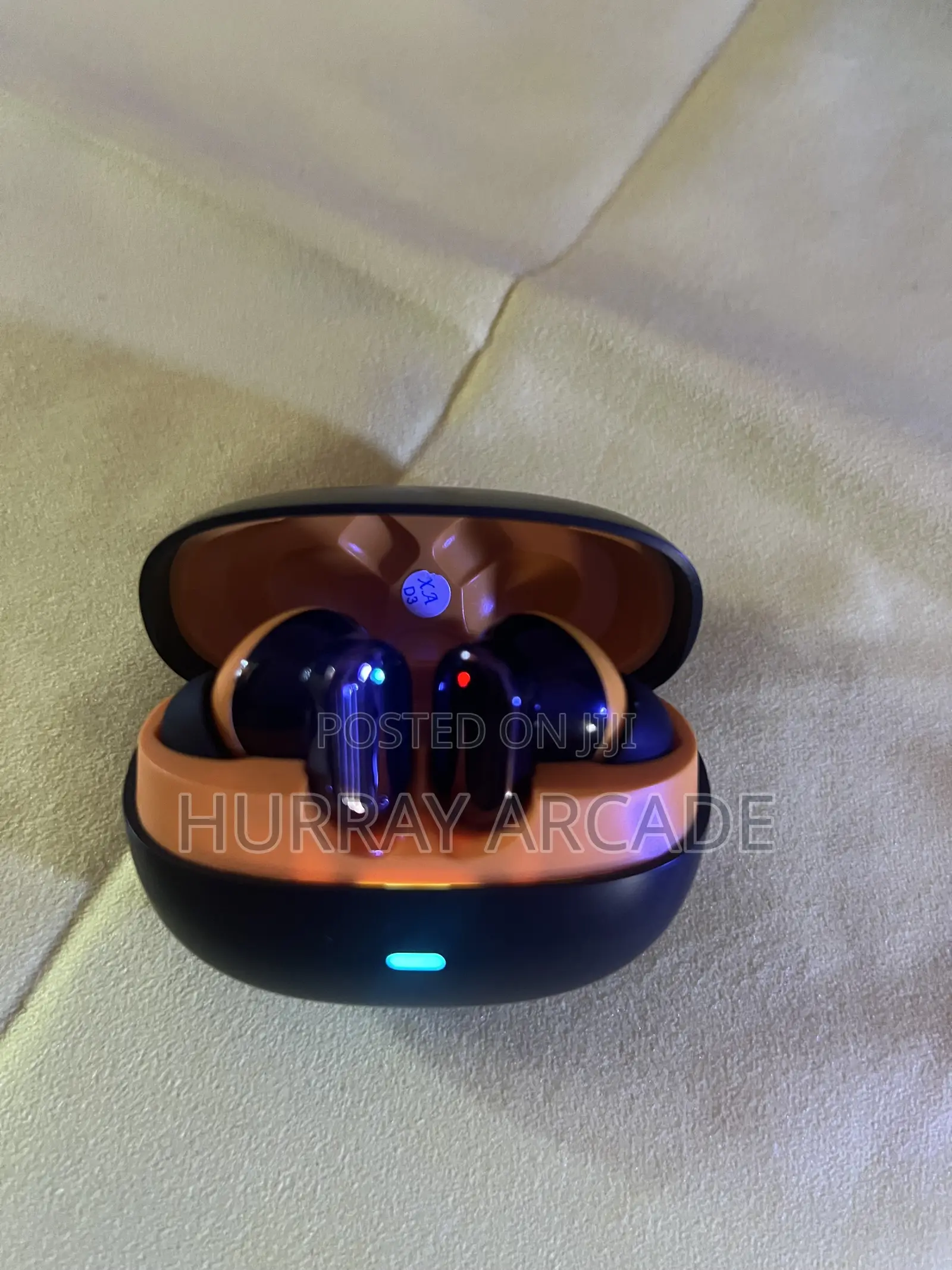 Wireless on-Ear Sleeping Headset (Black and Yellow)