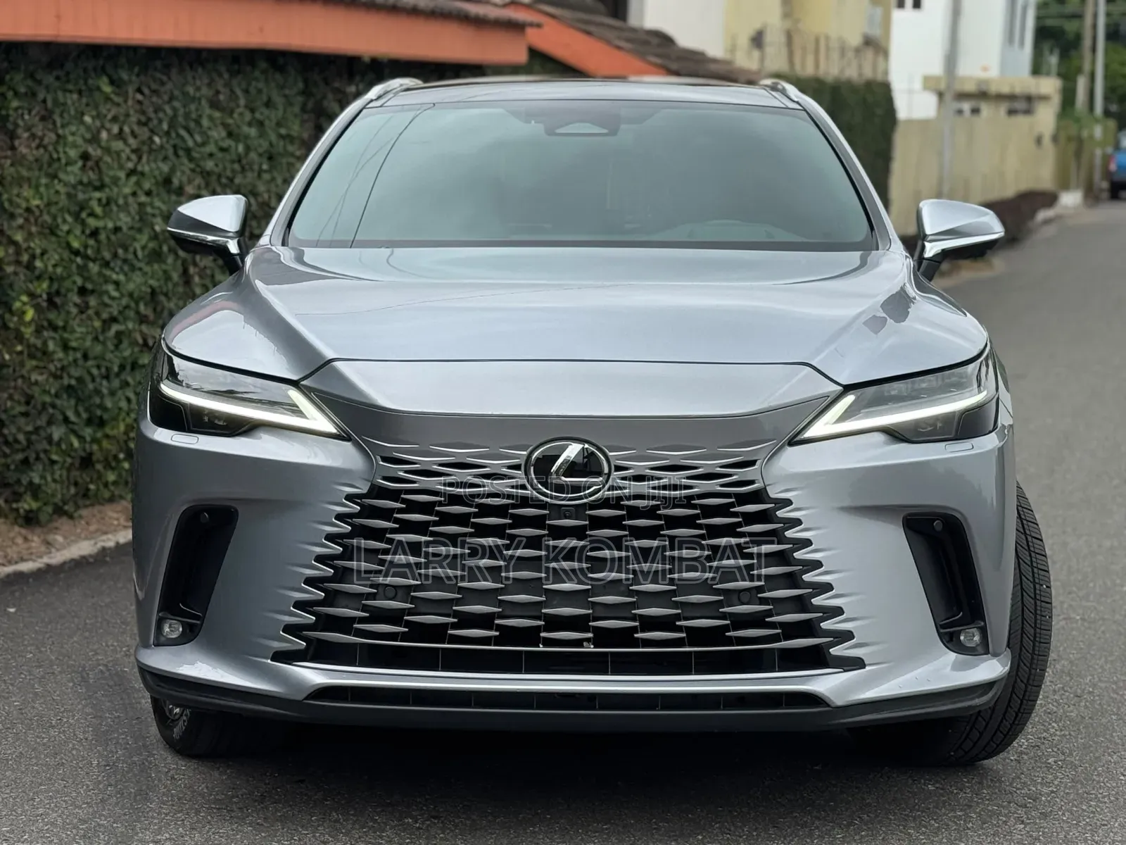 Lexus RX 2025 Silver