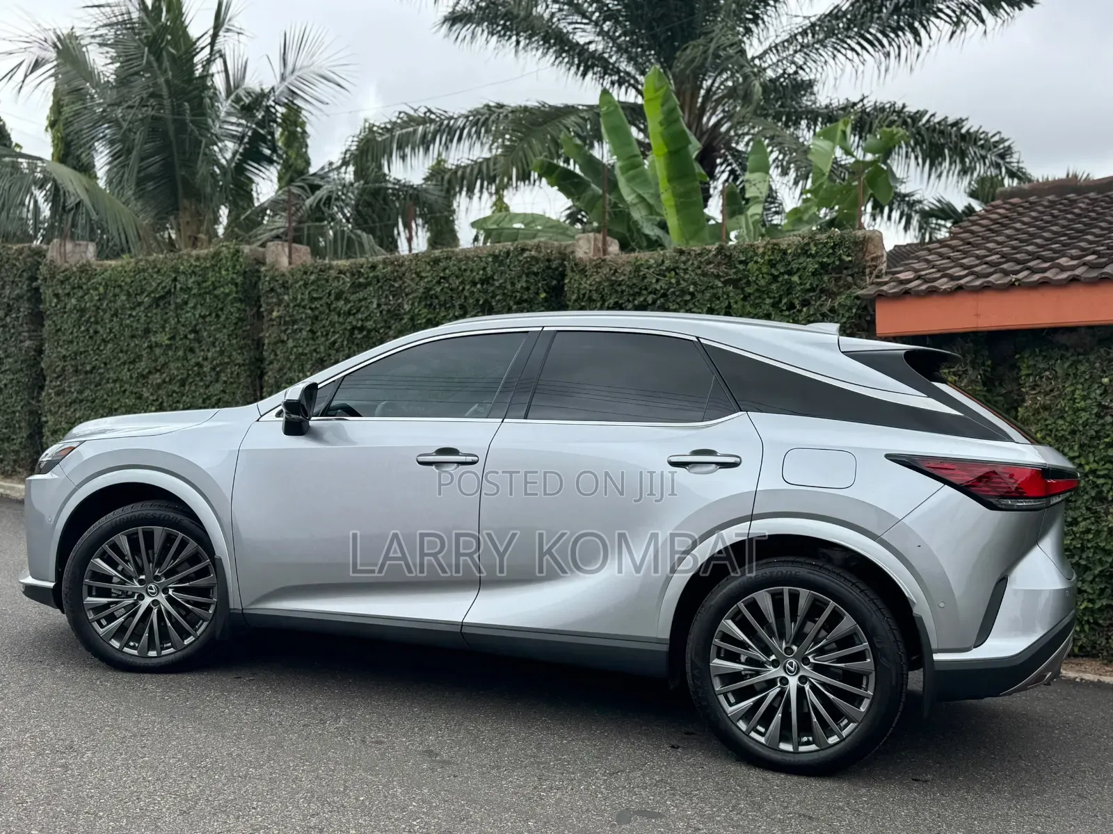 Lexus RX 2025 Silver