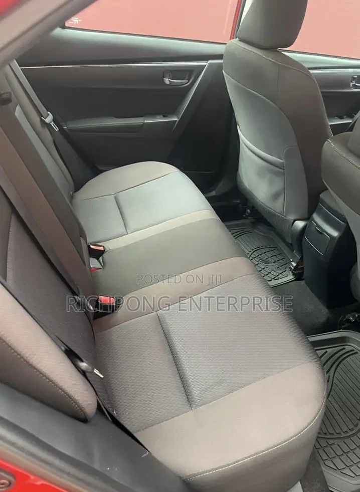 Toyota Corolla LE 4dr Sedan (1.8L 4cyl CVT) 2017 Red