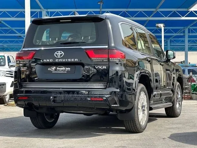New Toyota Land Cruiser 2026 Black
