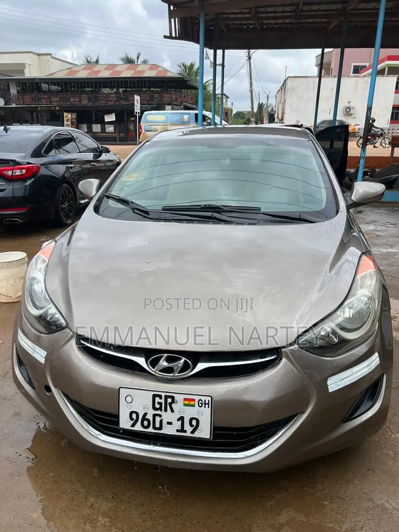 Hyundai Elantra 2013